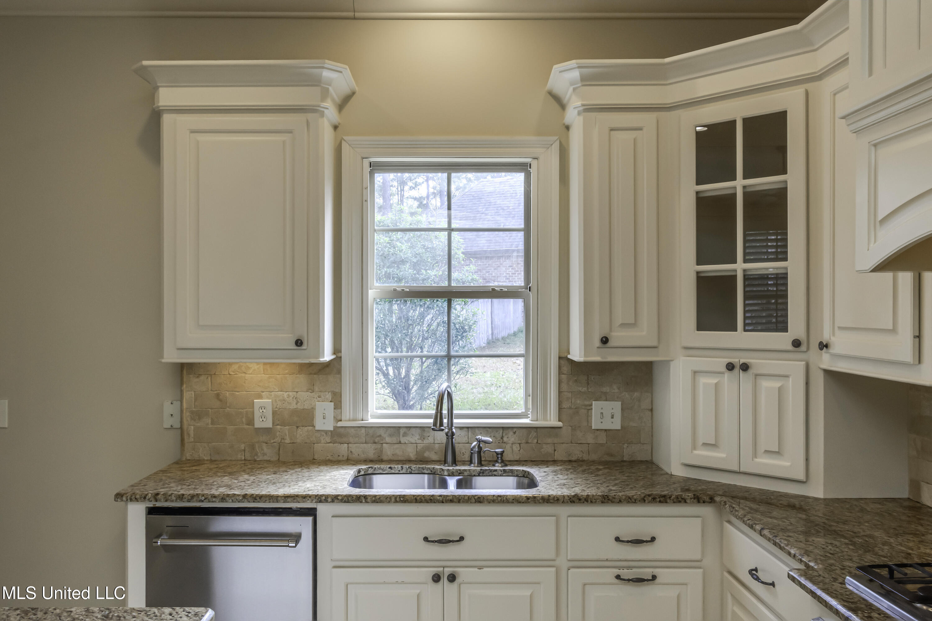 Madison, Mississippi 39110, United States, 4 Bedrooms Bedrooms, ,3 BathroomsBathrooms,Residential,Active,246074