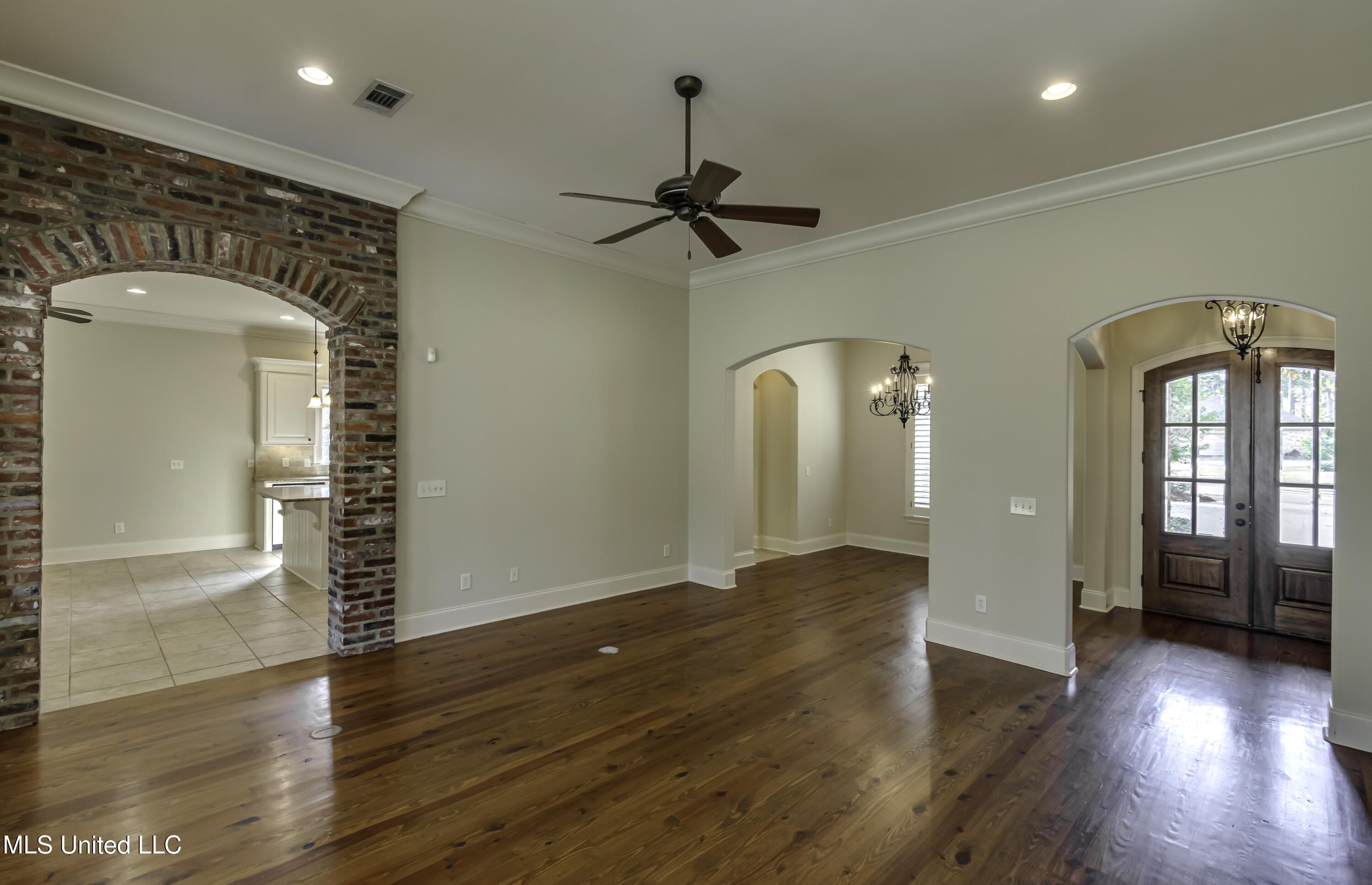 Madison, Mississippi 39110, United States, 4 Bedrooms Bedrooms, ,3 BathroomsBathrooms,Residential,Active,246074