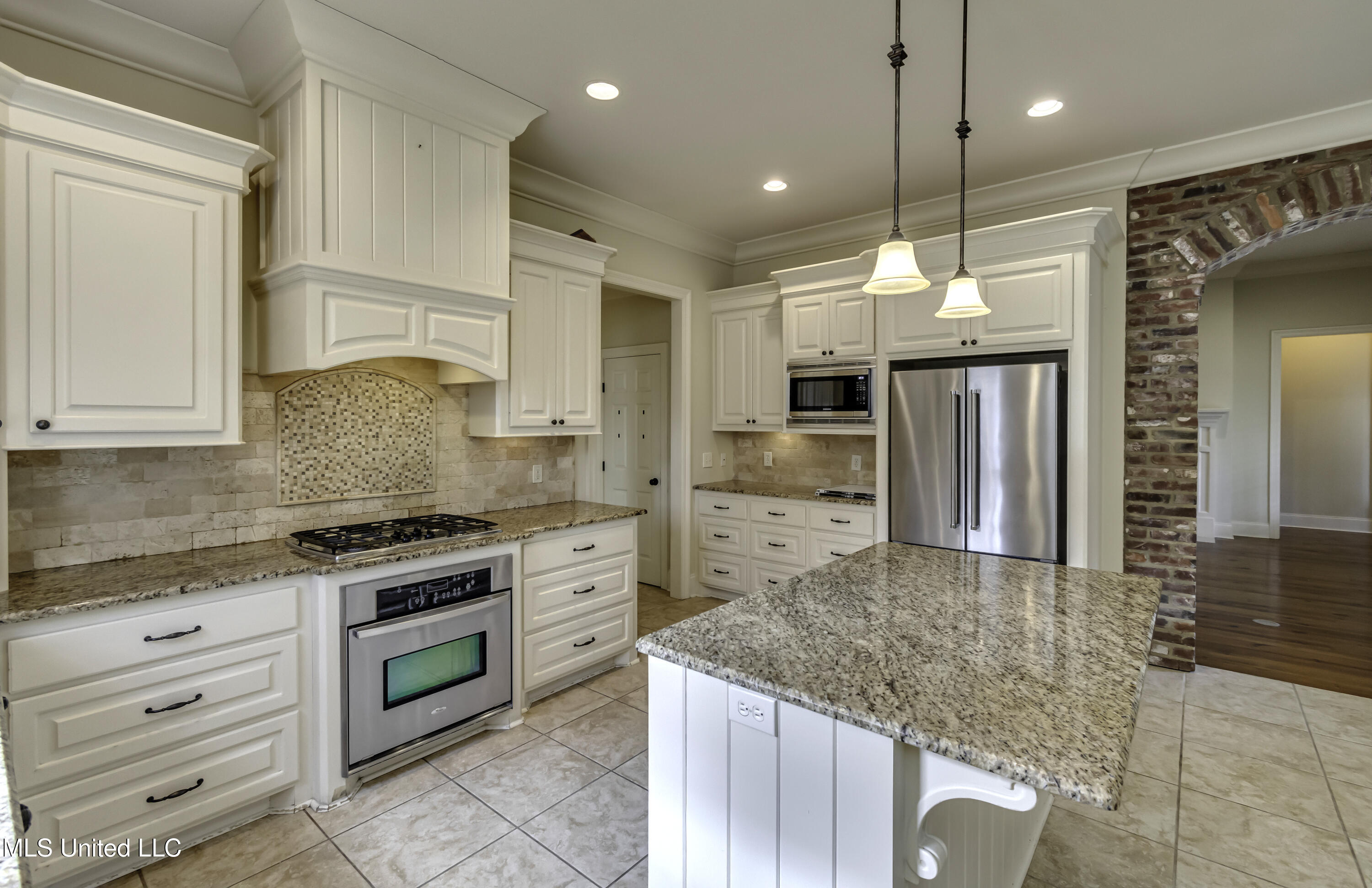 Madison, Mississippi 39110, United States, 4 Bedrooms Bedrooms, ,3 BathroomsBathrooms,Residential,Active,246074