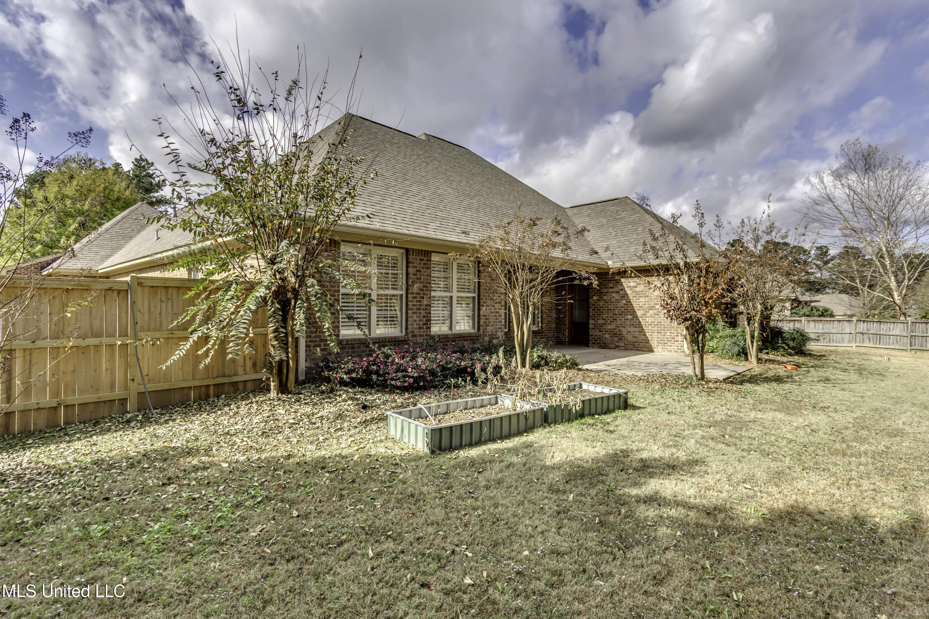 Madison, Mississippi 39110, United States, 4 Bedrooms Bedrooms, ,3 BathroomsBathrooms,Residential,Active,246074