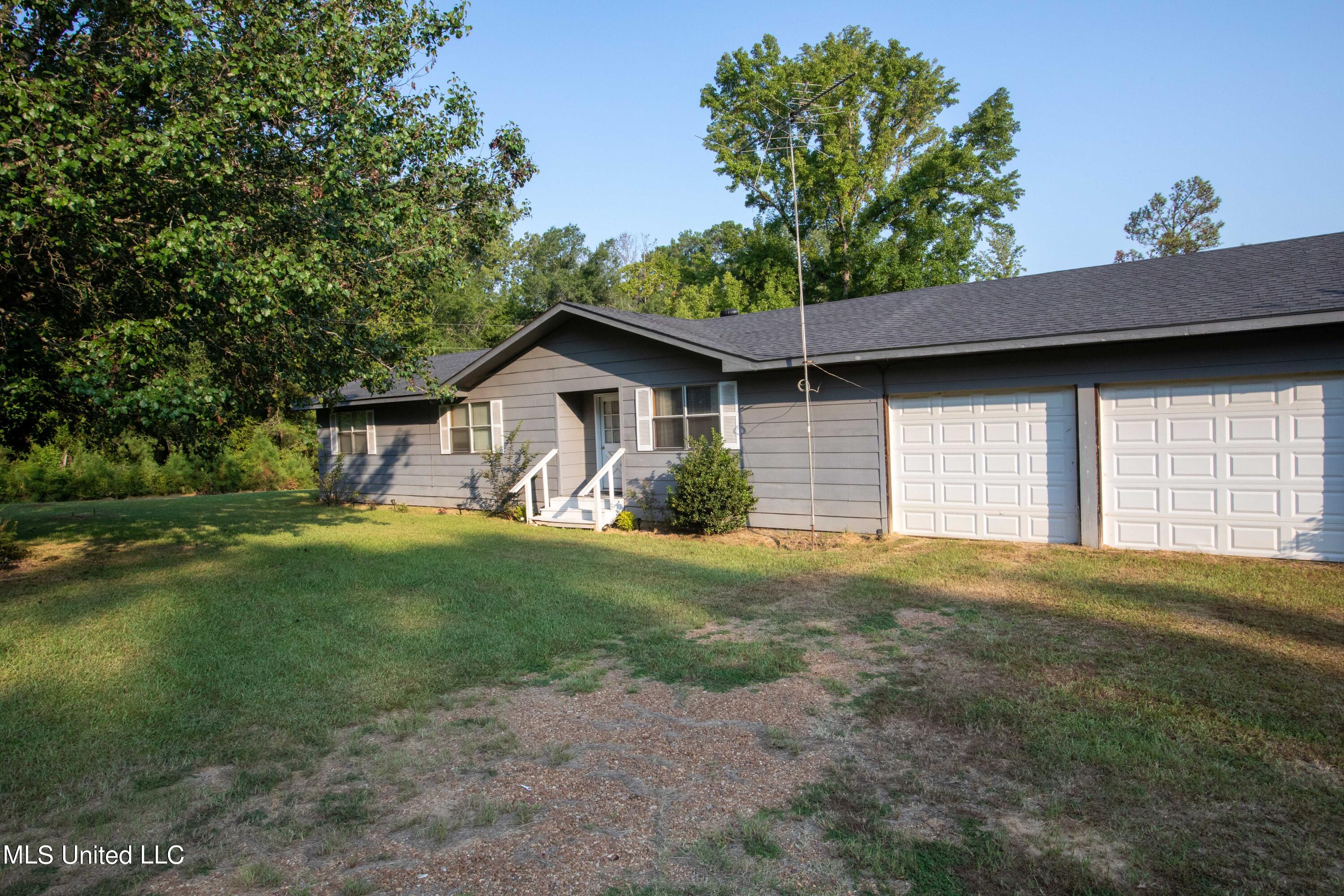 3411 Cook Road, Edwards, Mississippi image 2