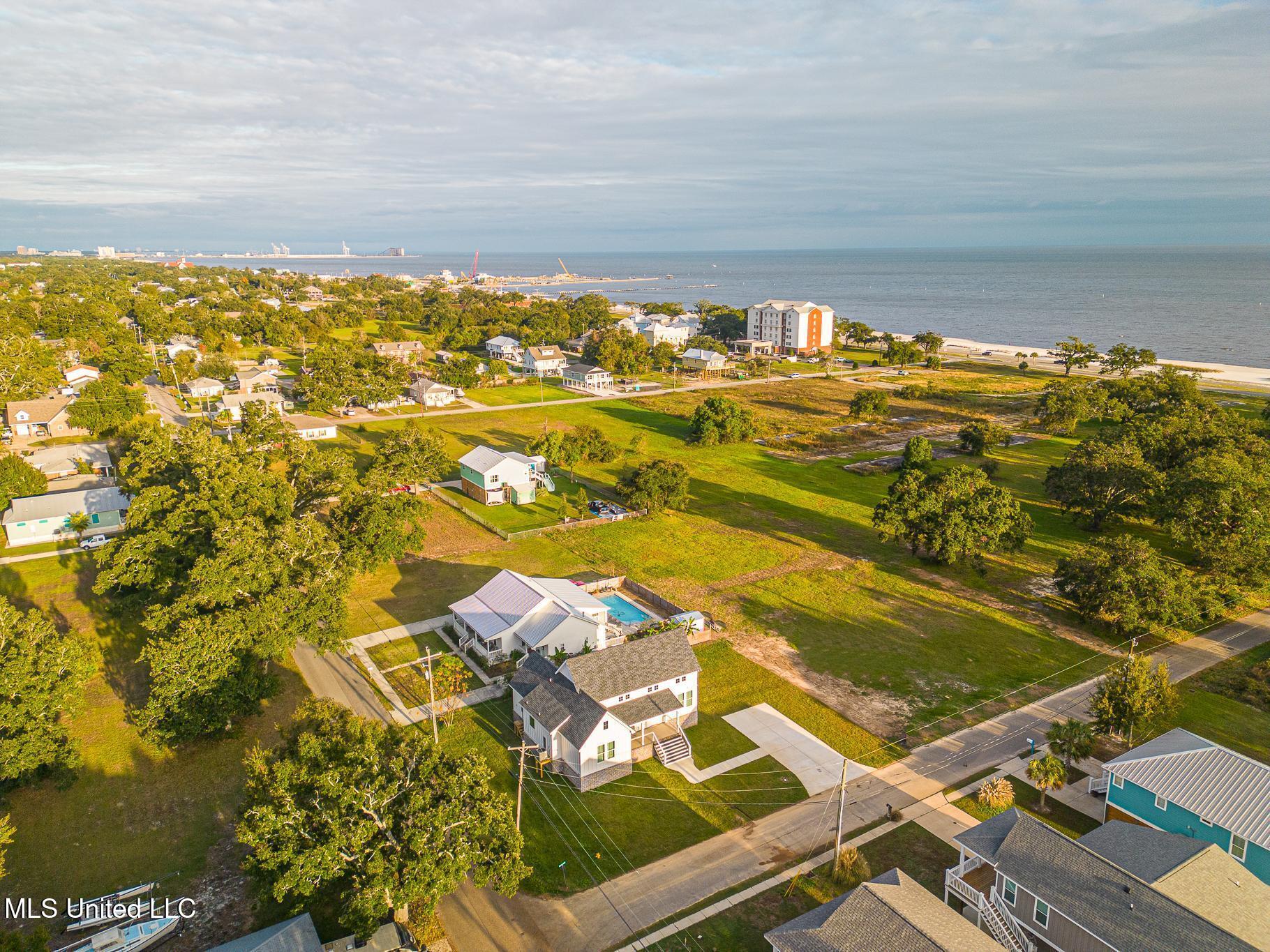 431 Magnolia Street, Long Beach, Mississippi image 30