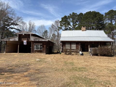 Homes For Sale - 1001 Lumley Lane<br/> Wesson, MS 39191