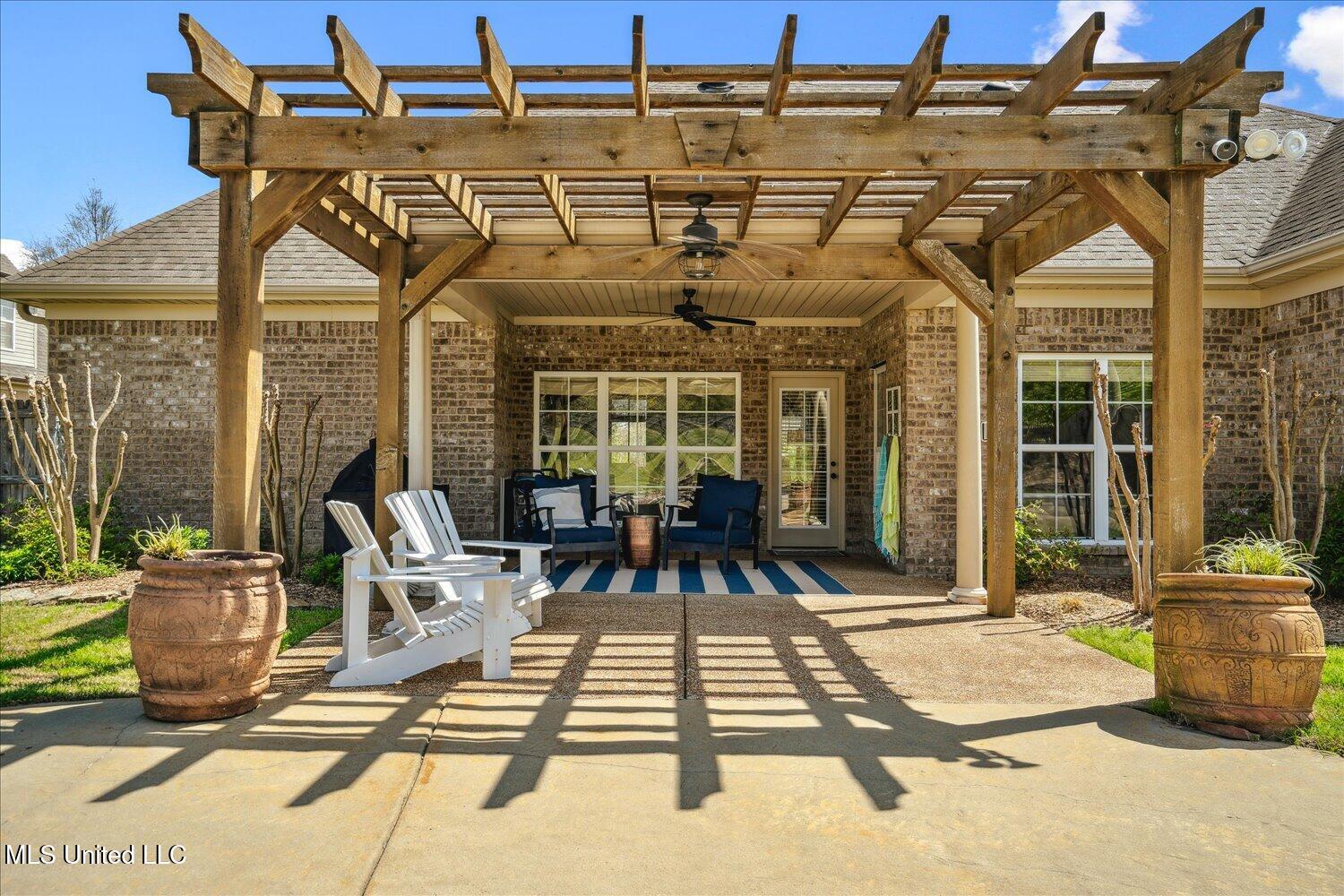 1411 W Notting Hill Drive, Hernando, Mississippi image 27