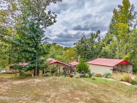 Homes For Sale - 501 Mid Valley Boulevard<br/> Panola County, Pope, MS 38658
