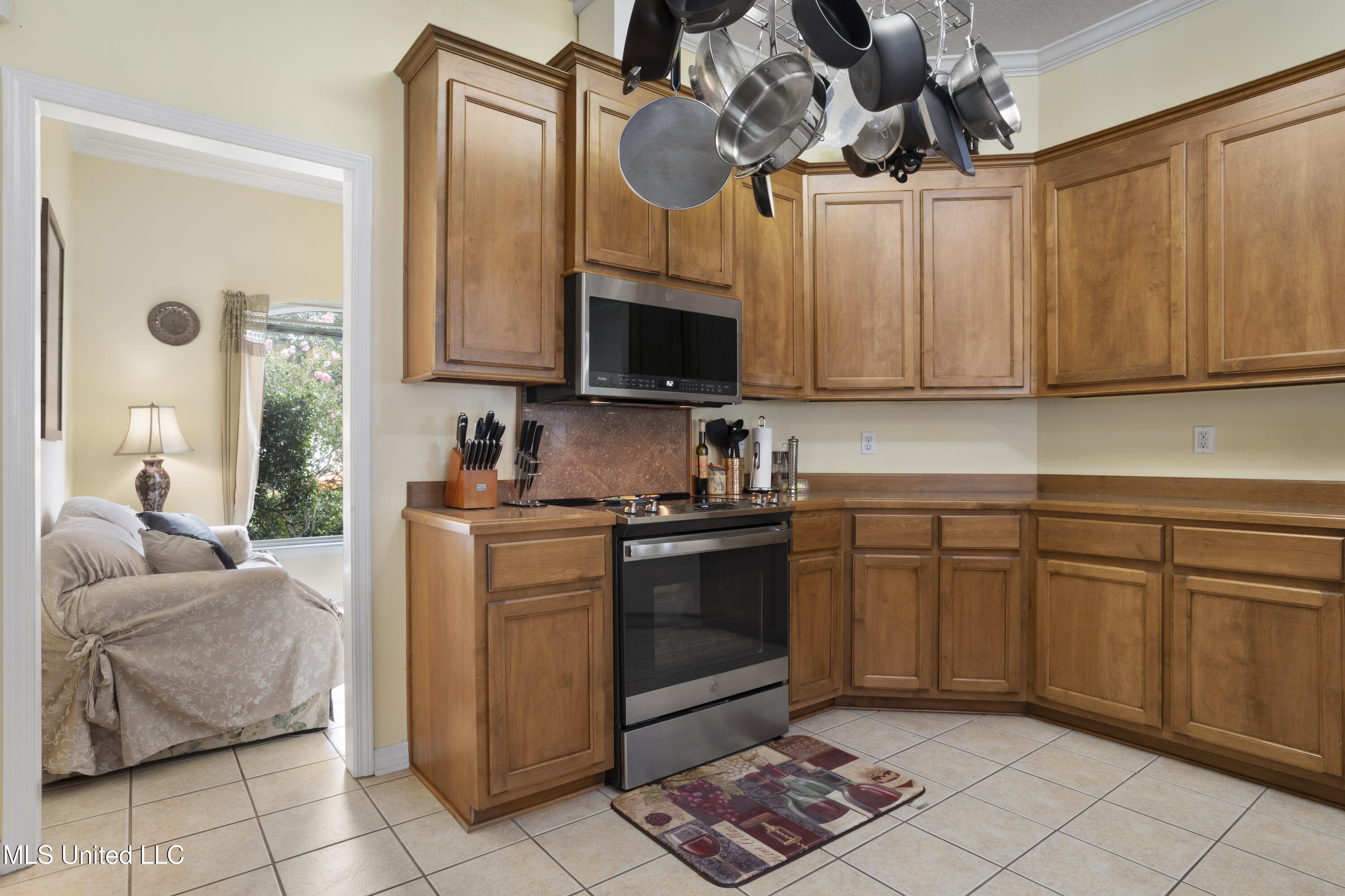 311 Pinecrest Boulevard, Long Beach, Mississippi image 13