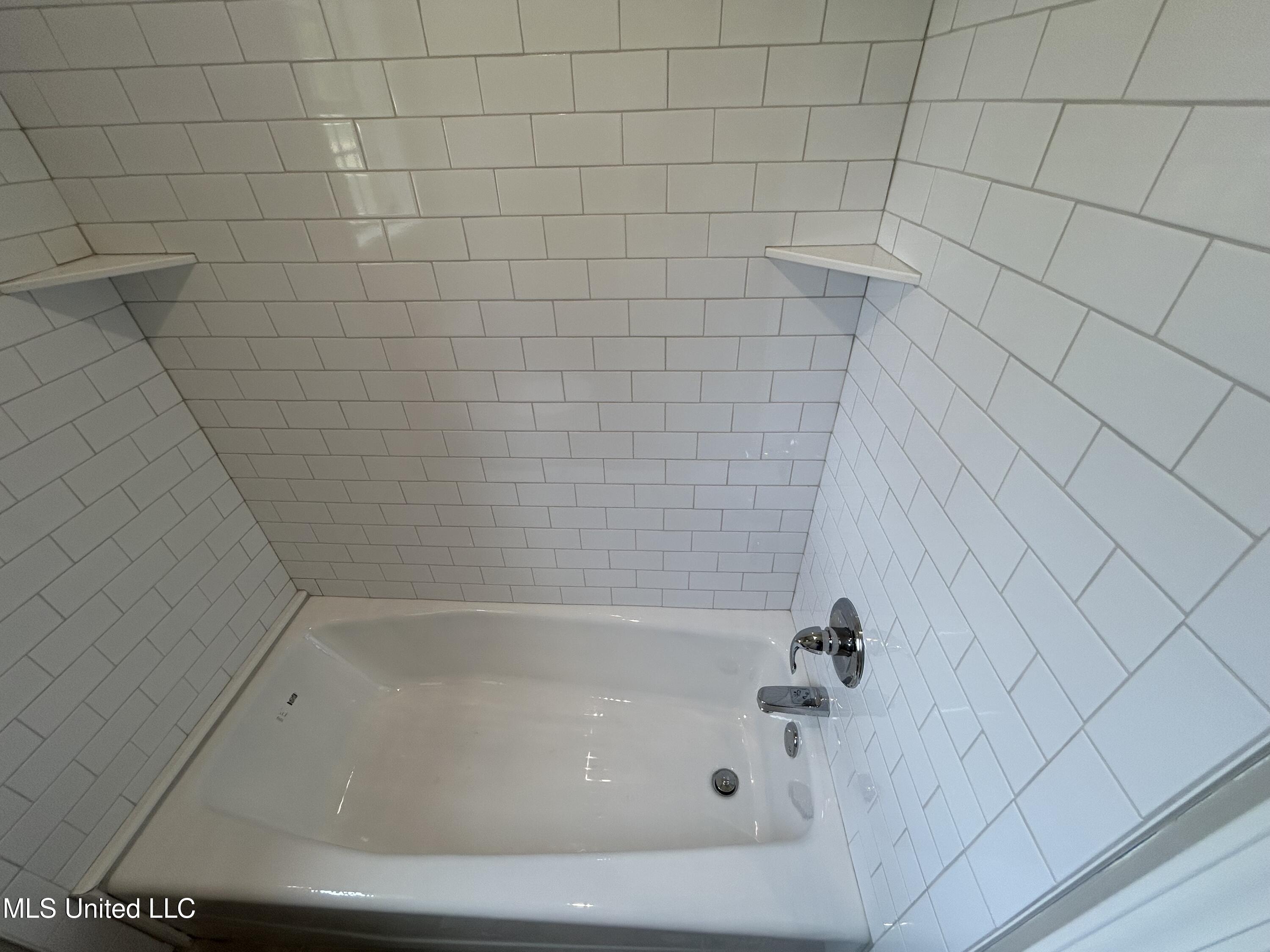 215 Quail Trail, Greenwood, Mississippi image 12