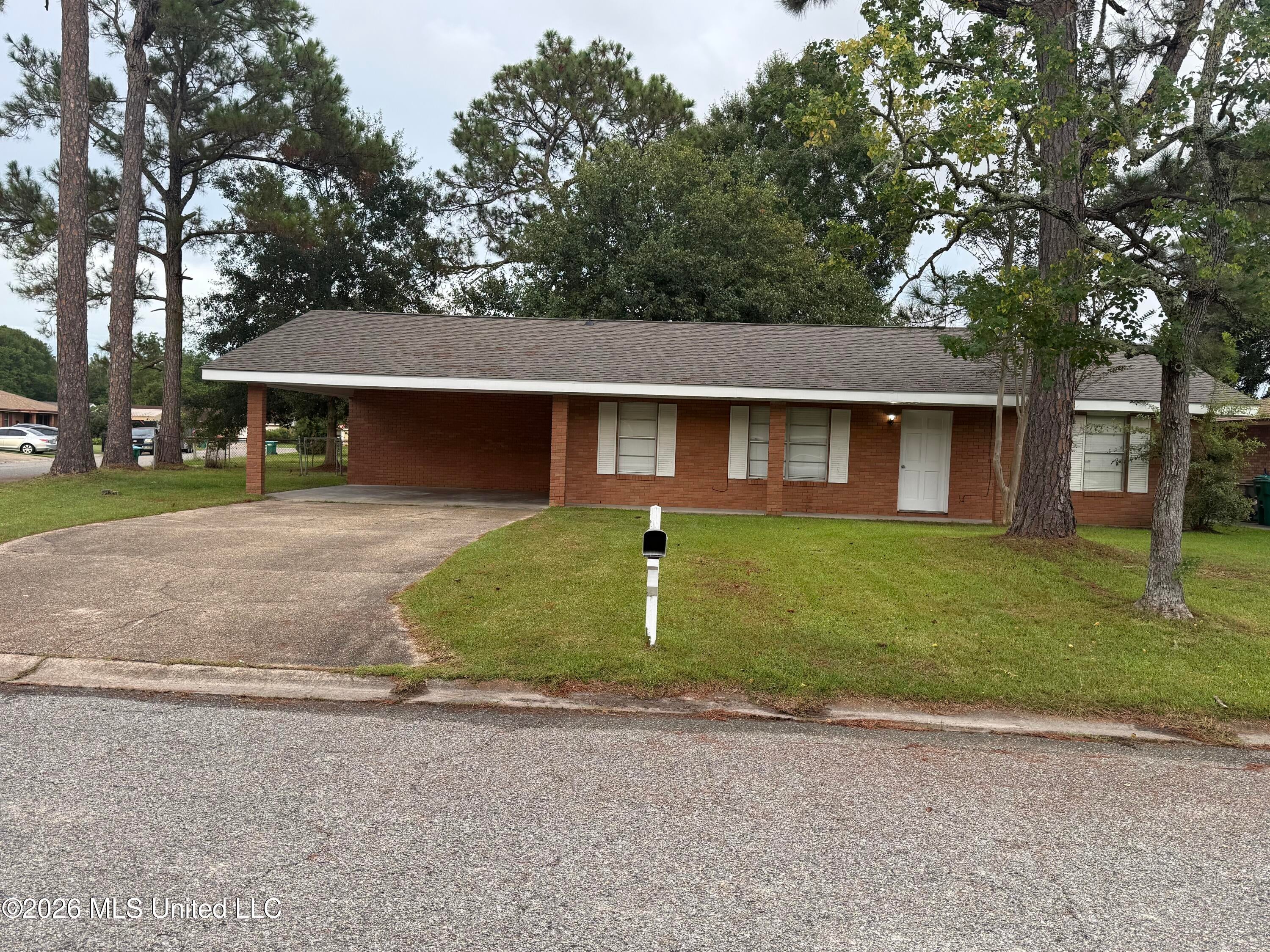 607 Temple Drive