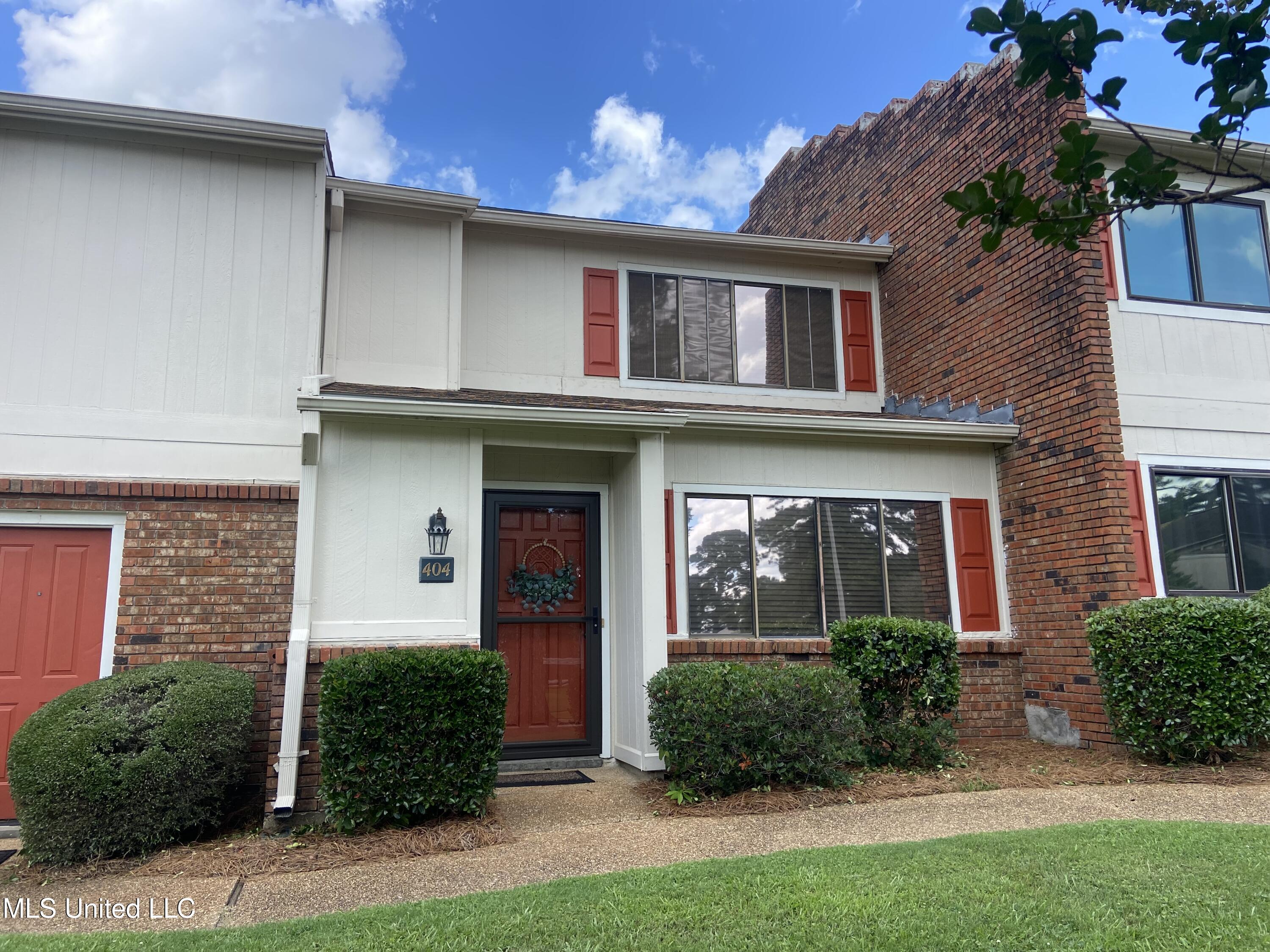 404 Lakebend Place, Brandon, Mississippi image 2