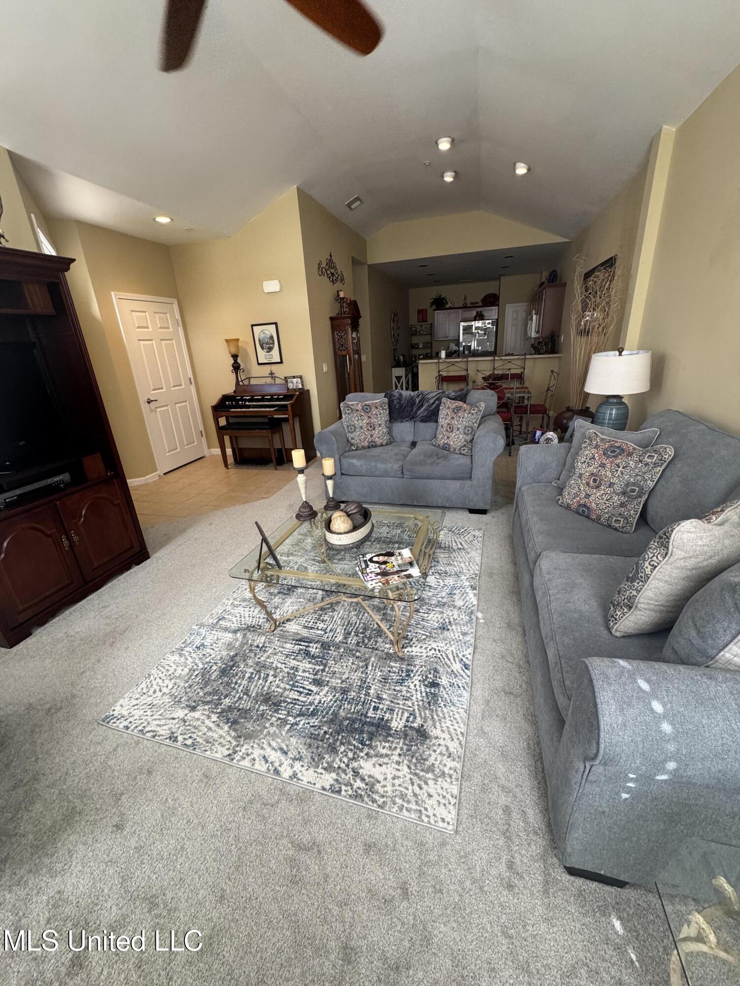 8948 Oak Branch Lane, Olive Branch, Mississippi image 12