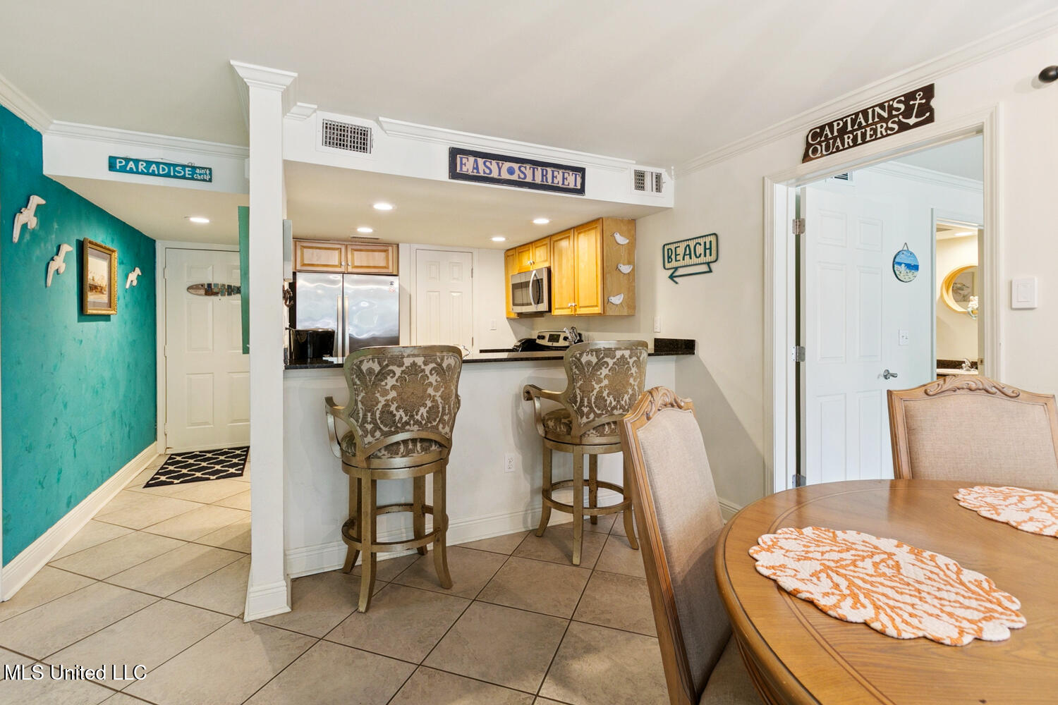 2046 Beach Boulevard