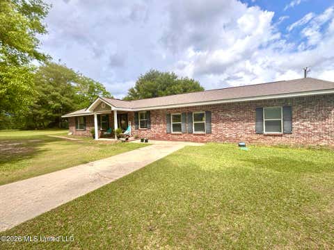 Homes For Sale - 1352 Rock Ranch Road<br/> Carriere, MS 39426