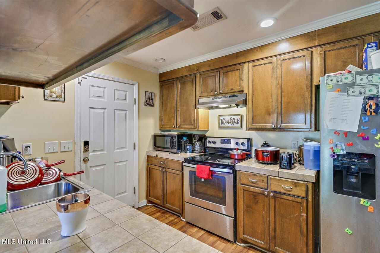 6 Laurie Cove, Byram, Mississippi image 7