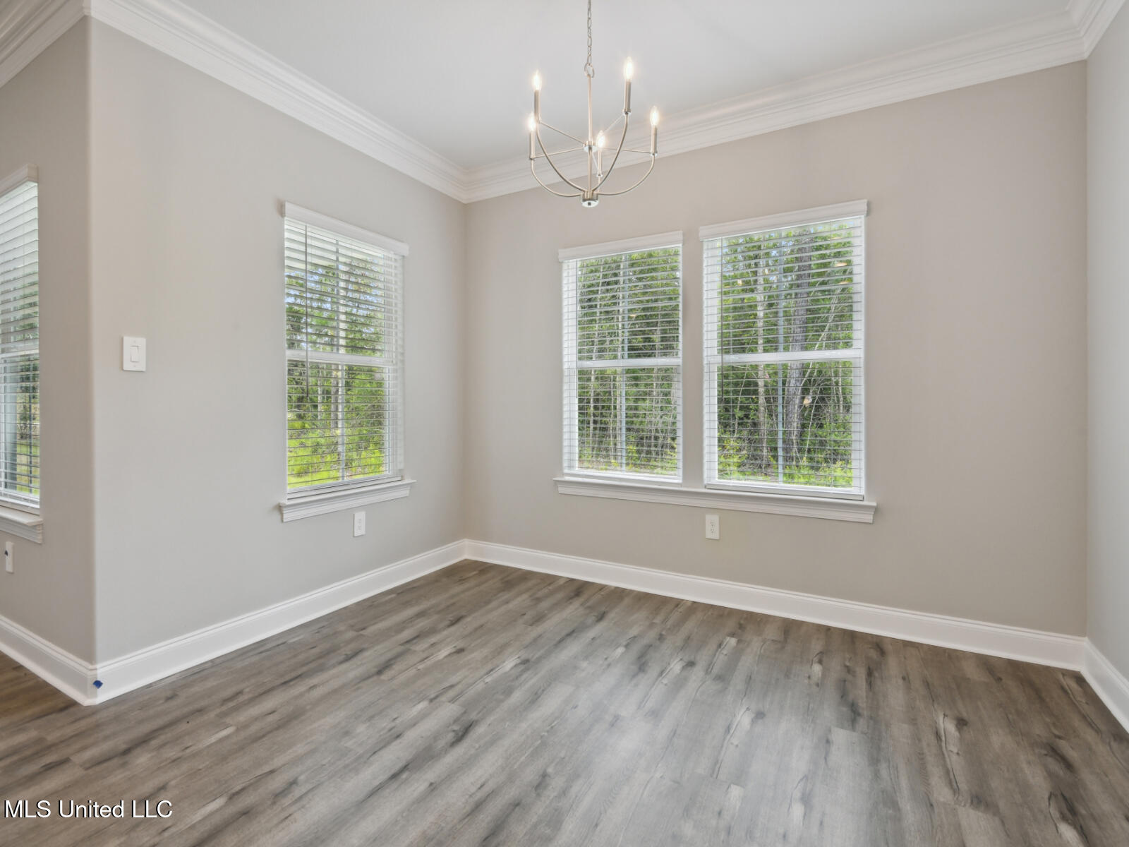 10495 Glade Cove Drive, Gulfport, Mississippi image 11