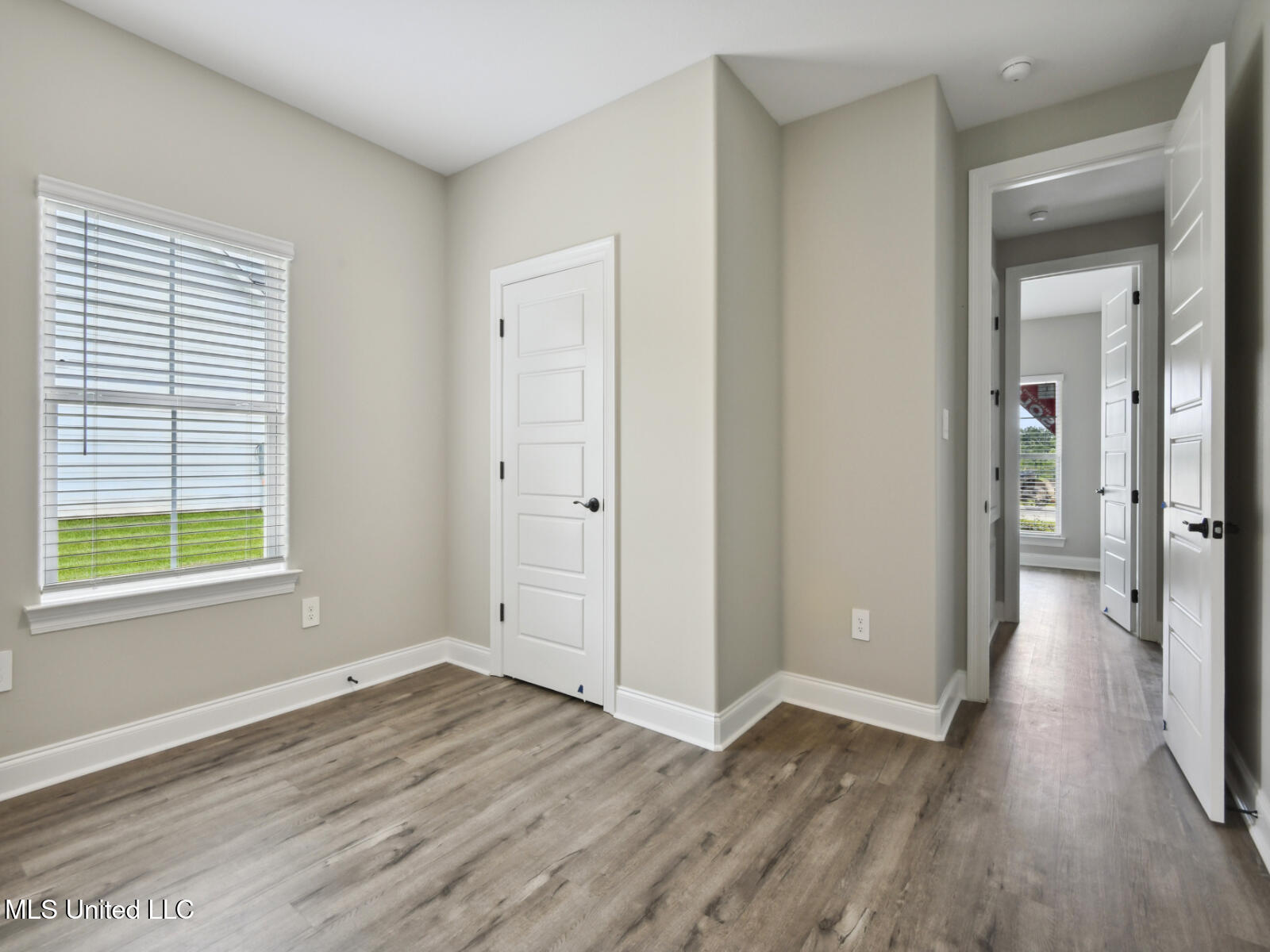 10495 Glade Cove Drive, Gulfport, Mississippi image 22