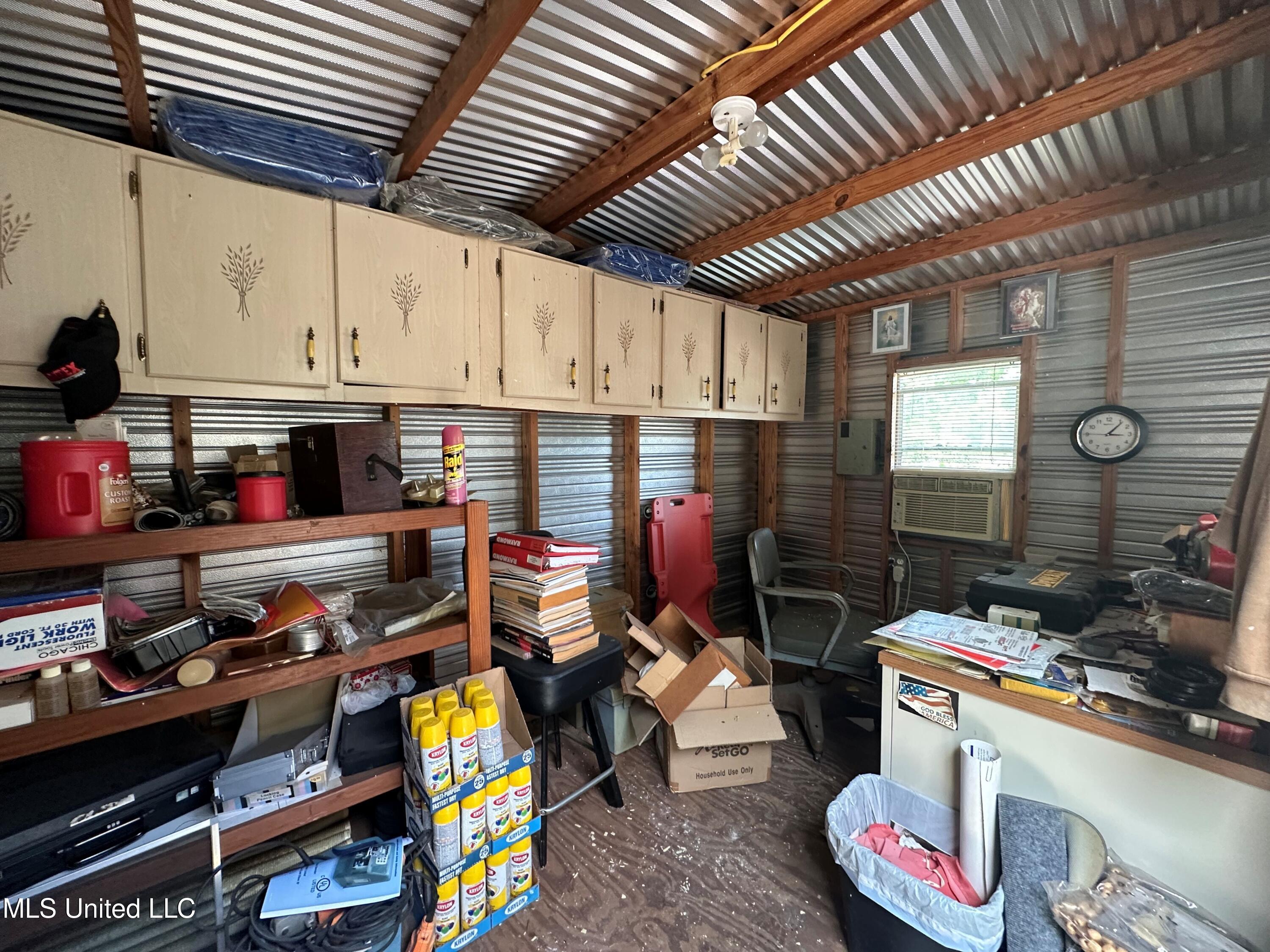 18241 Robin Oaks Drive, Gulfport, Mississippi image 24