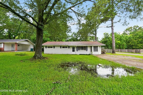 Homes For Sale - 4305 Old Brandon Road<br/> Pearl, MS 39208