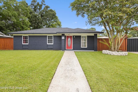 Homes For Sale - 4802 Lanier Avenue<br/> Pascagoula, MS 39581