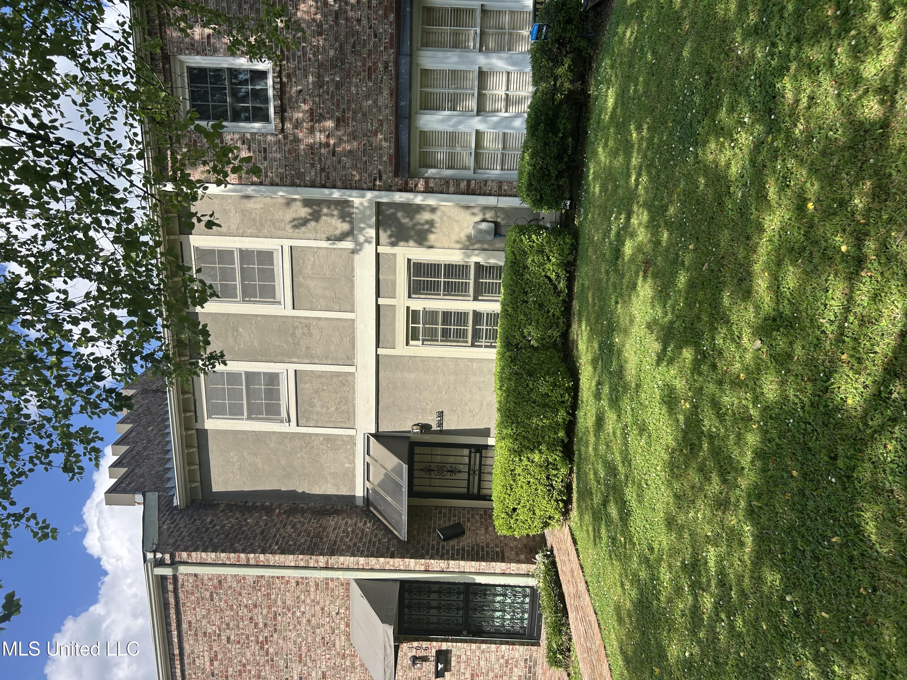 104 Gwin Street #5, Greenwood, Mississippi image 1