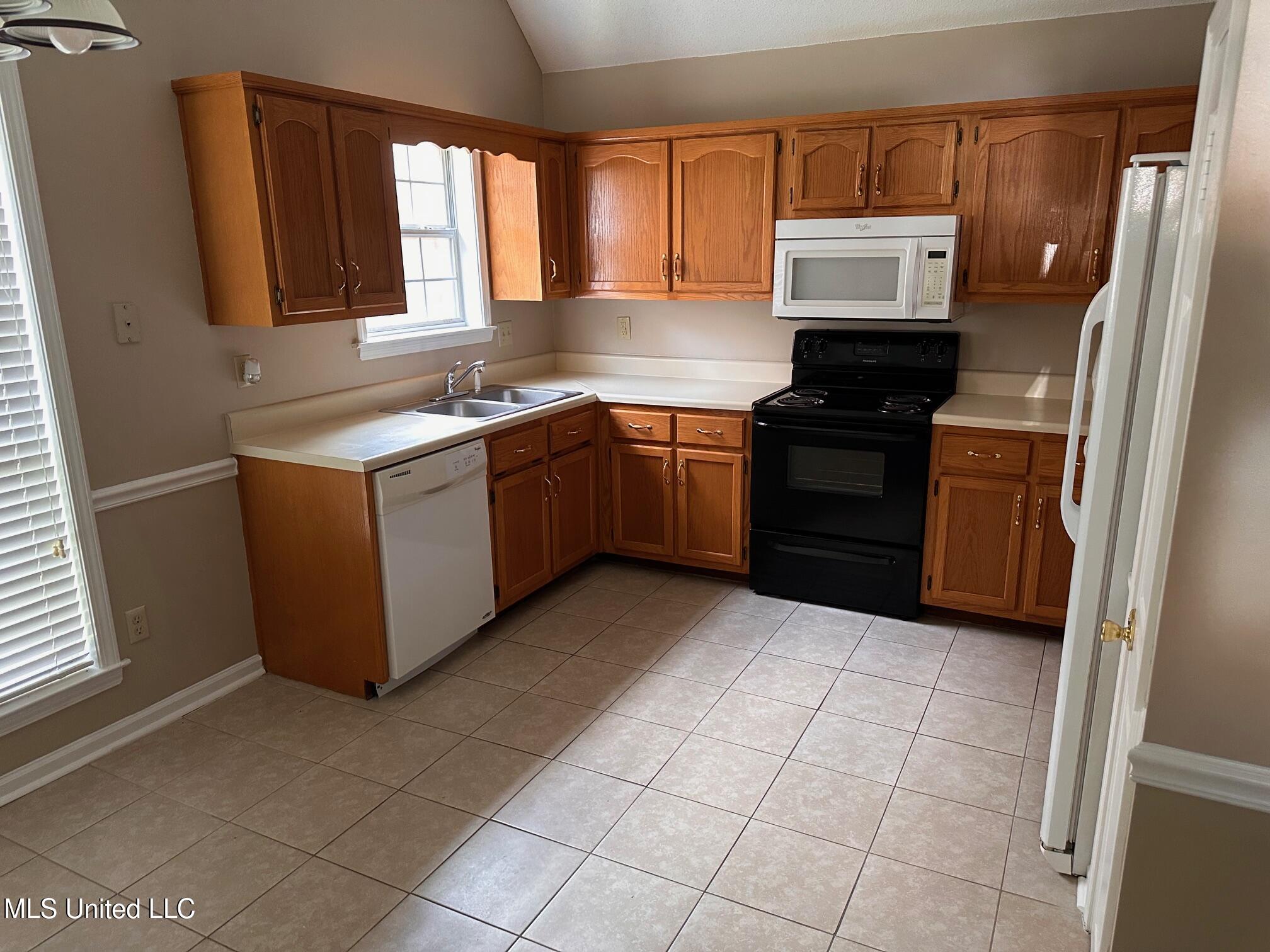 7807 S Chesterfield Drive, Southaven, Mississippi image 7
