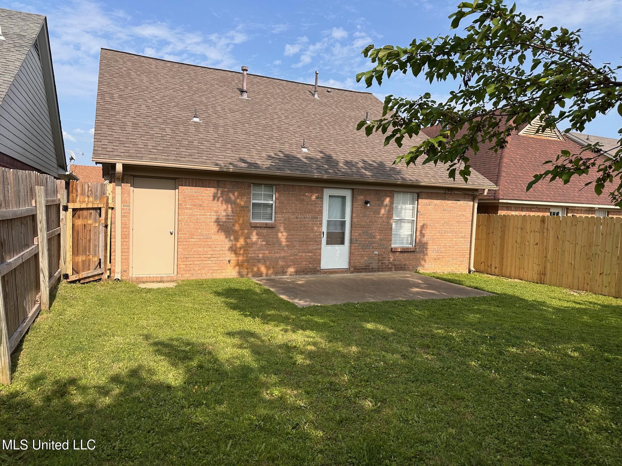 7807 S Chesterfield Drive, Southaven, Mississippi image 3