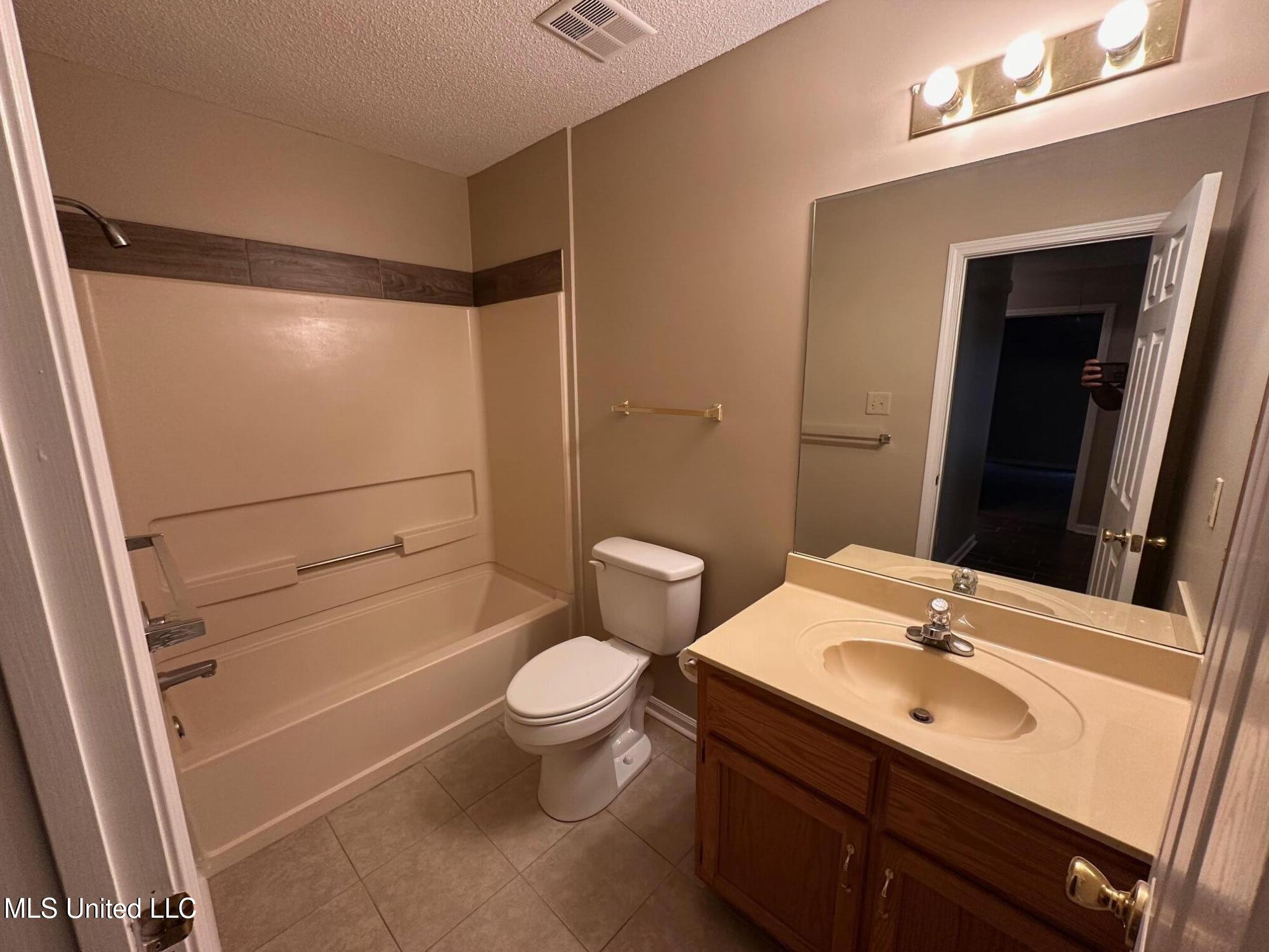 7807 S Chesterfield Drive, Southaven, Mississippi image 12