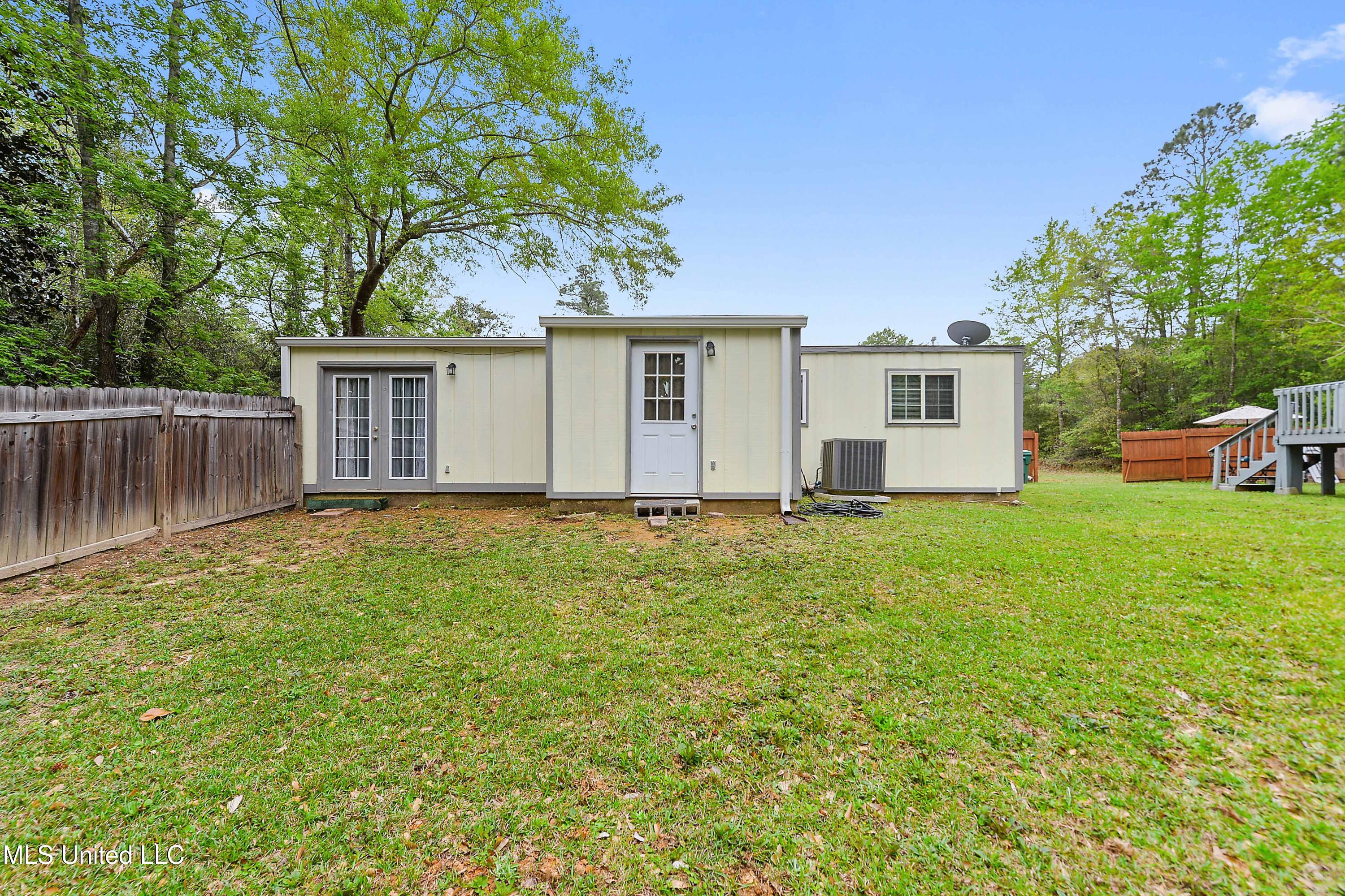 97169 Kapalama Drive, Diamondhead, Mississippi image 23