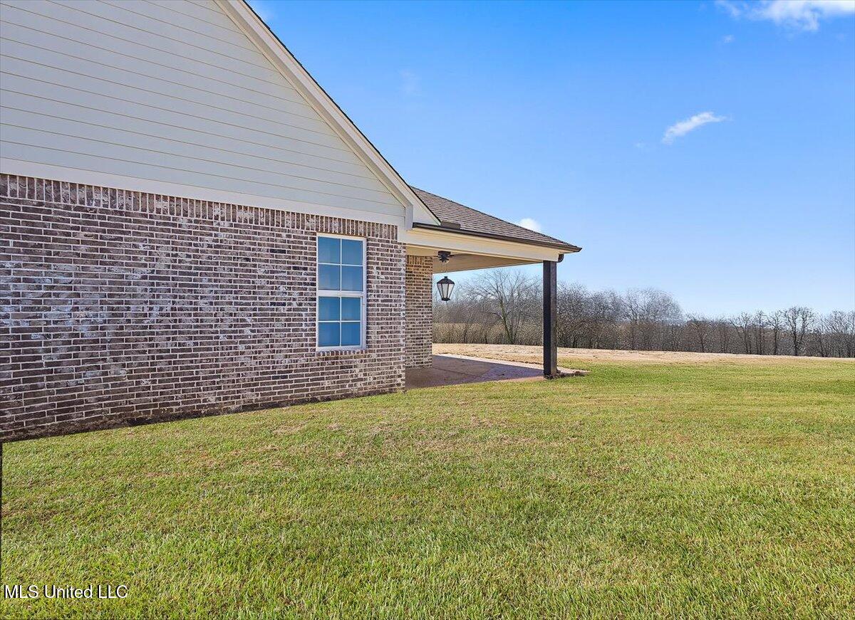 802 W Quitman Court, Nesbit, Mississippi image 38