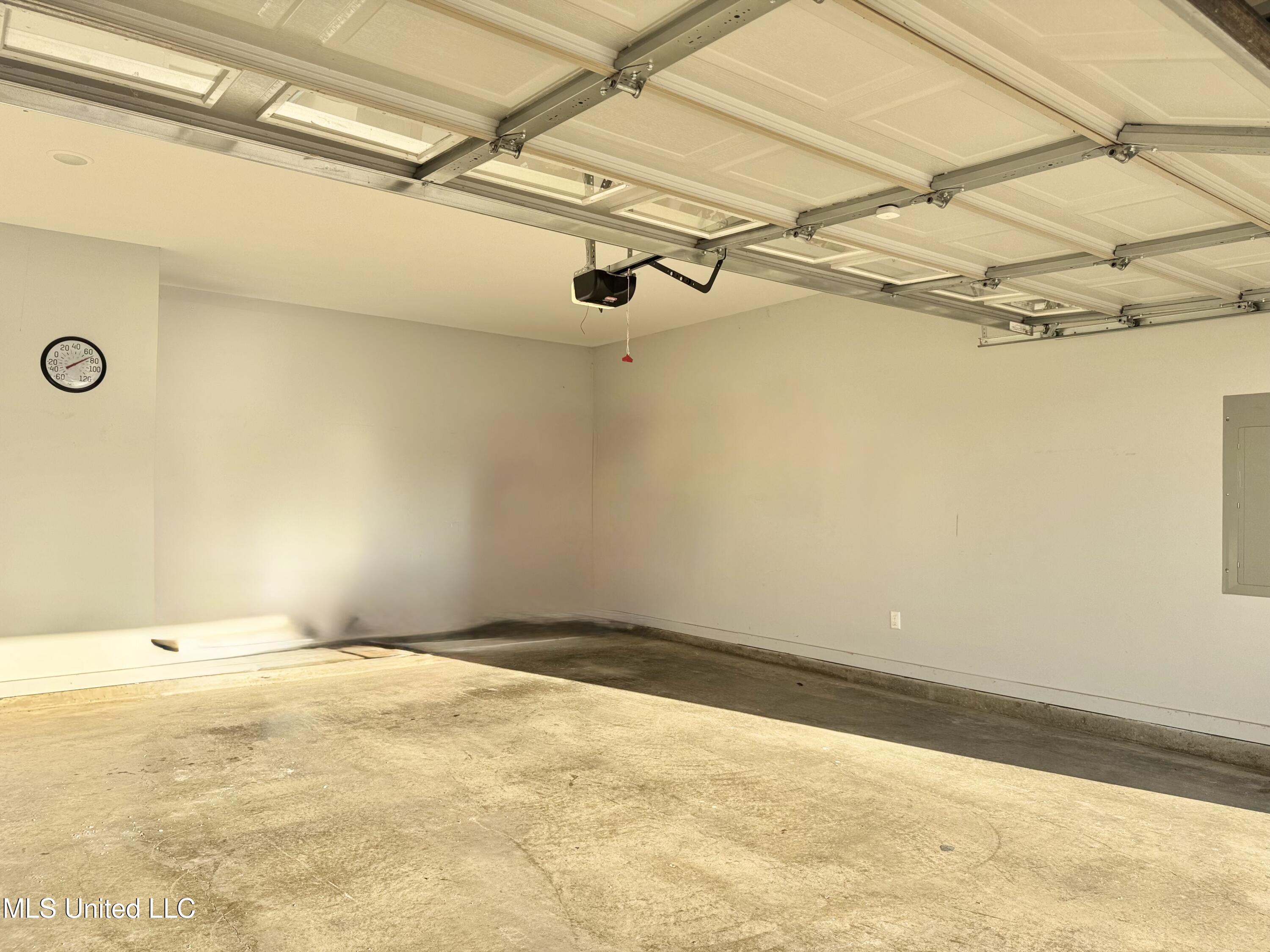 6398 1st Street, Southaven, Mississippi image 32