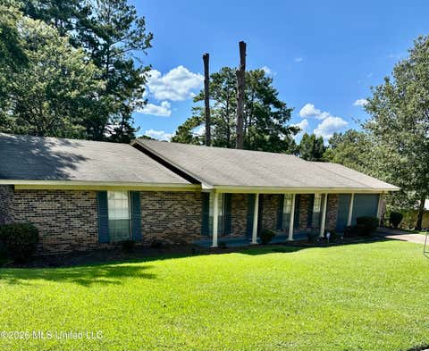 Homes For Sale - 321 Sharon Hills Drive<br/> Jackson, MS 39212