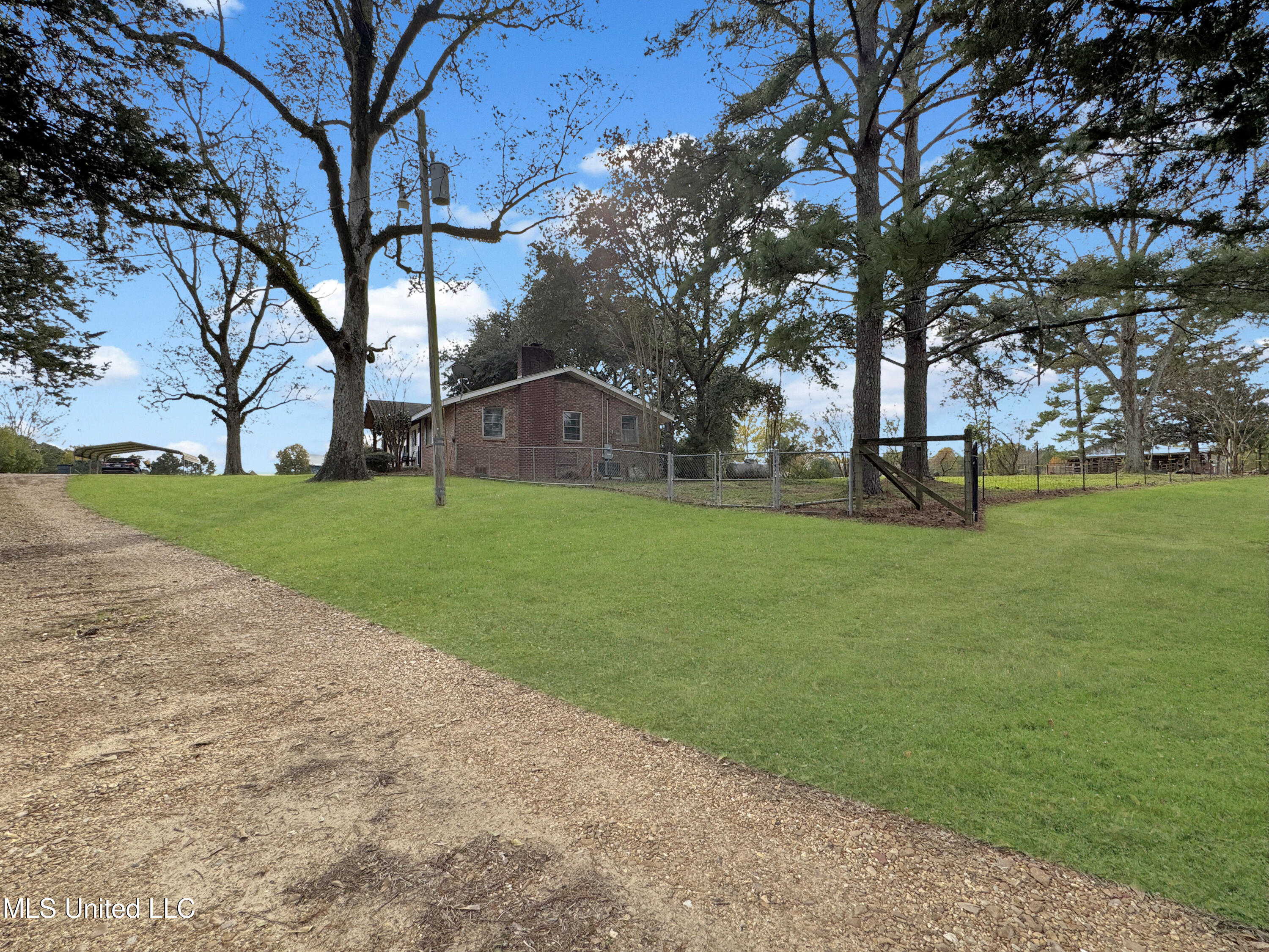 4505 Old Jackson Road, Terry, Mississippi image 4