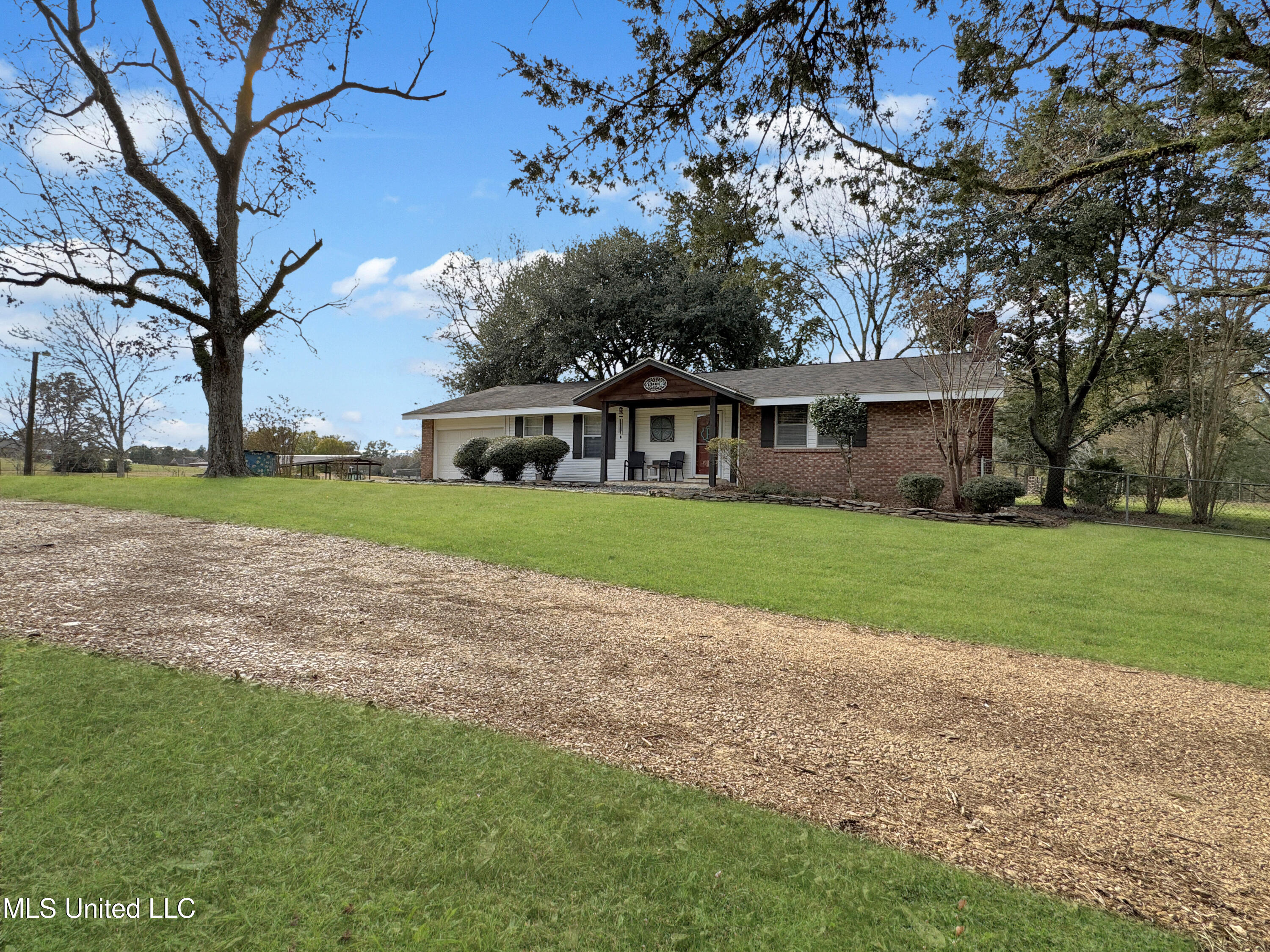 4505 Old Jackson Road, Terry, Mississippi image 2