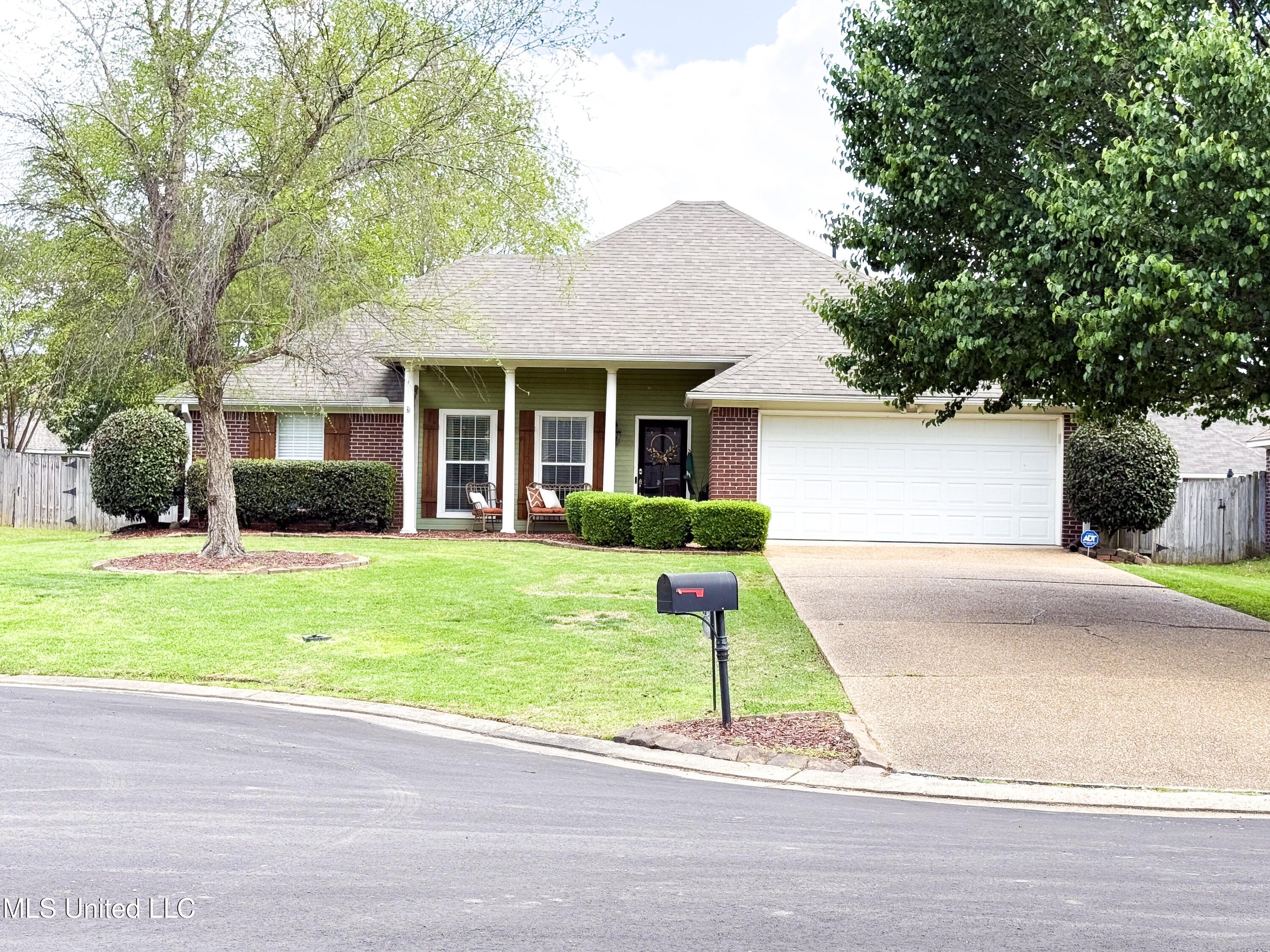 134 Evergreen Way Way, Flowood, Mississippi image 1