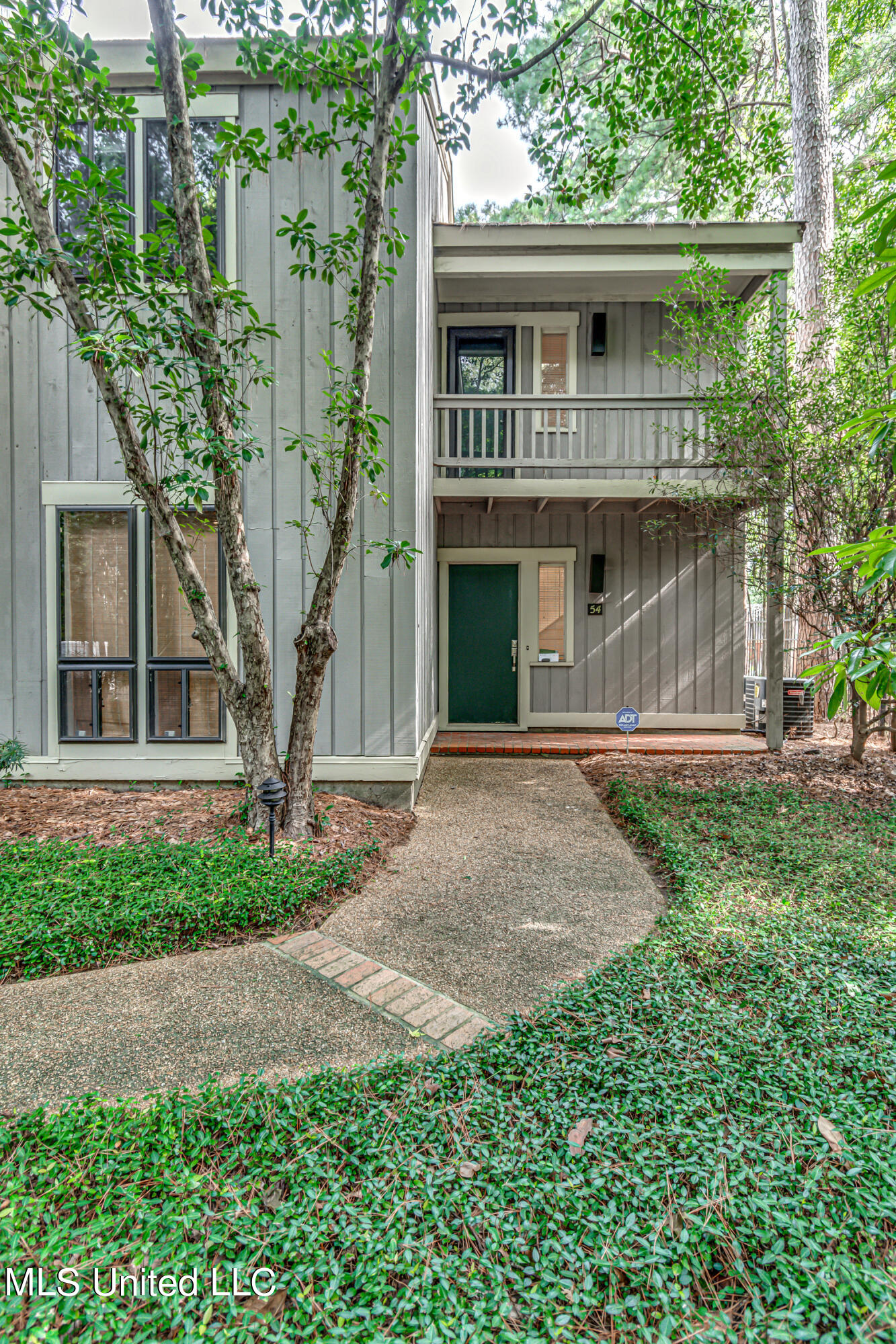 54 Eastbrooke Street, Jackson, Mississippi image 1