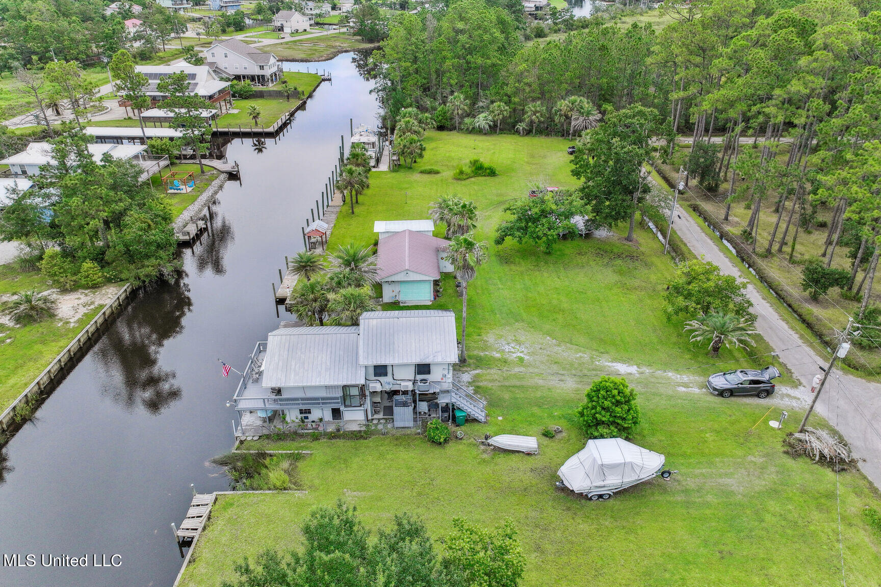 10253 Avenue D, Bay Saint Louis, Mississippi image 20