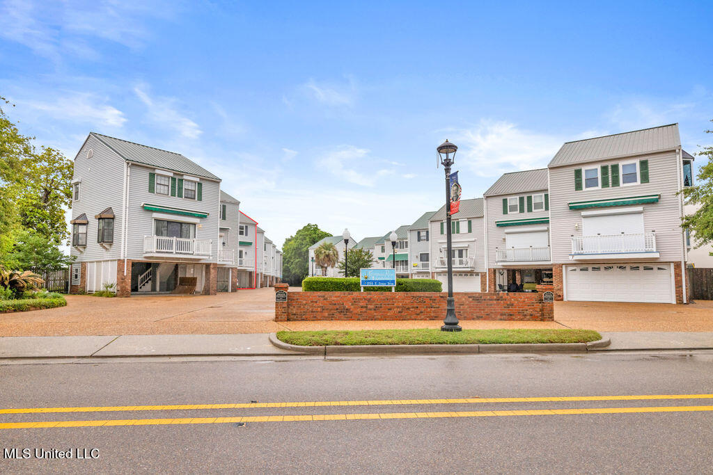 255 E Scenic Drive #C, Pass Christian, Mississippi image 2