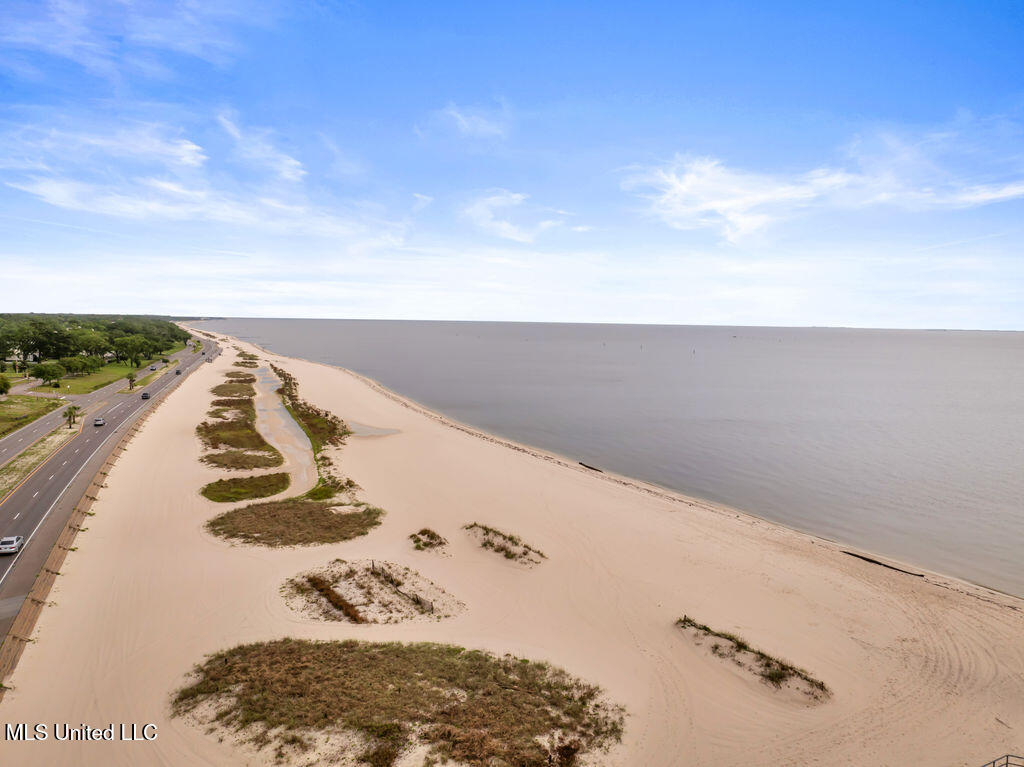 255 E Scenic Drive #C, Pass Christian, Mississippi image 38