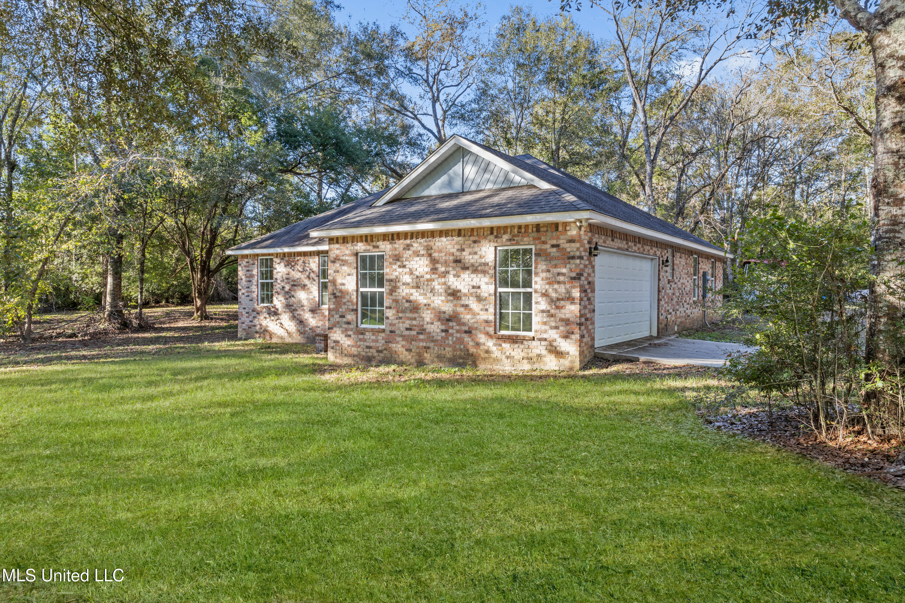 14317 Ramsay Oaks Drive, Vancleave, Mississippi image 3