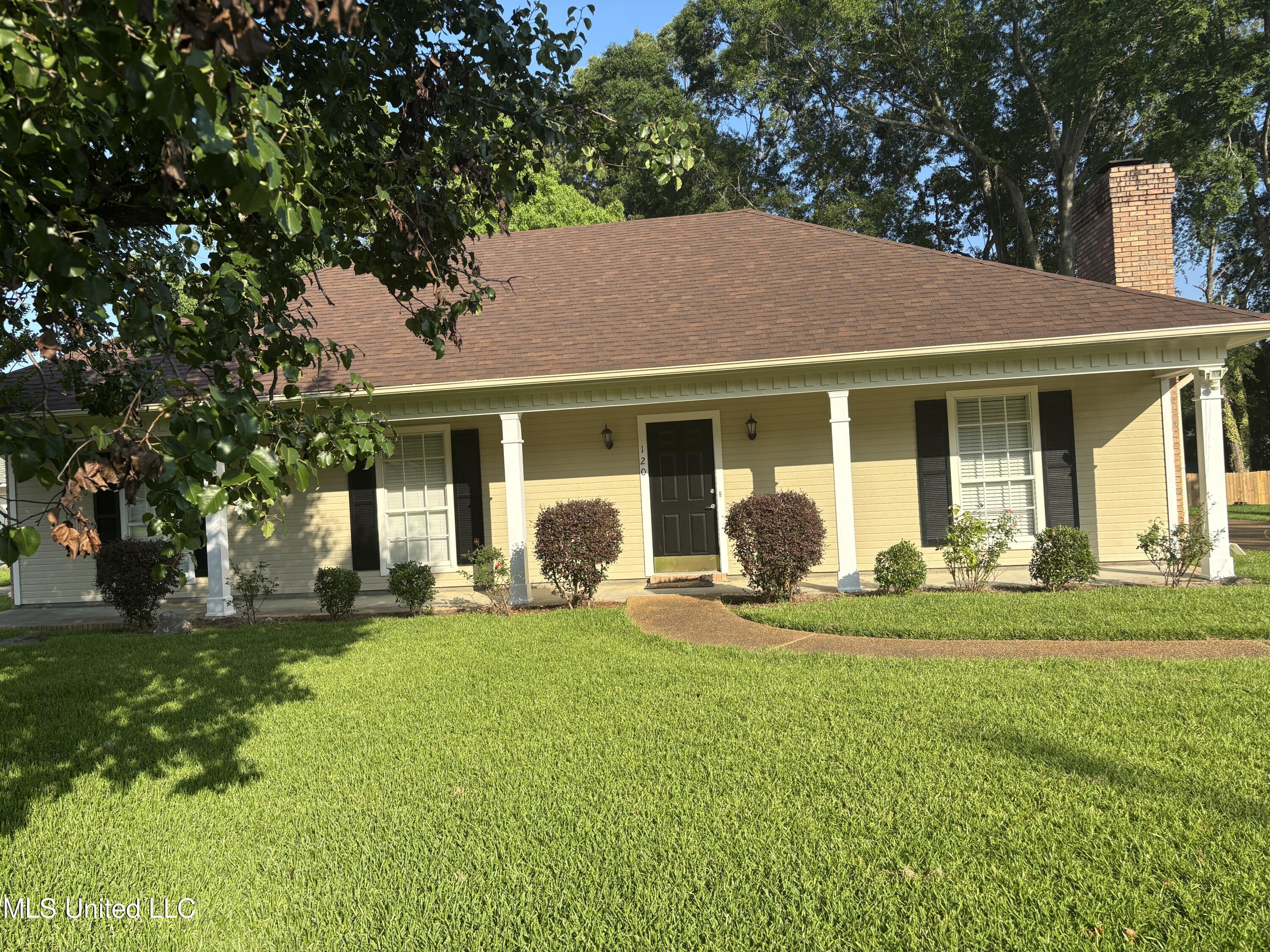 120 Glenwood Drive, Madison, Mississippi image 14