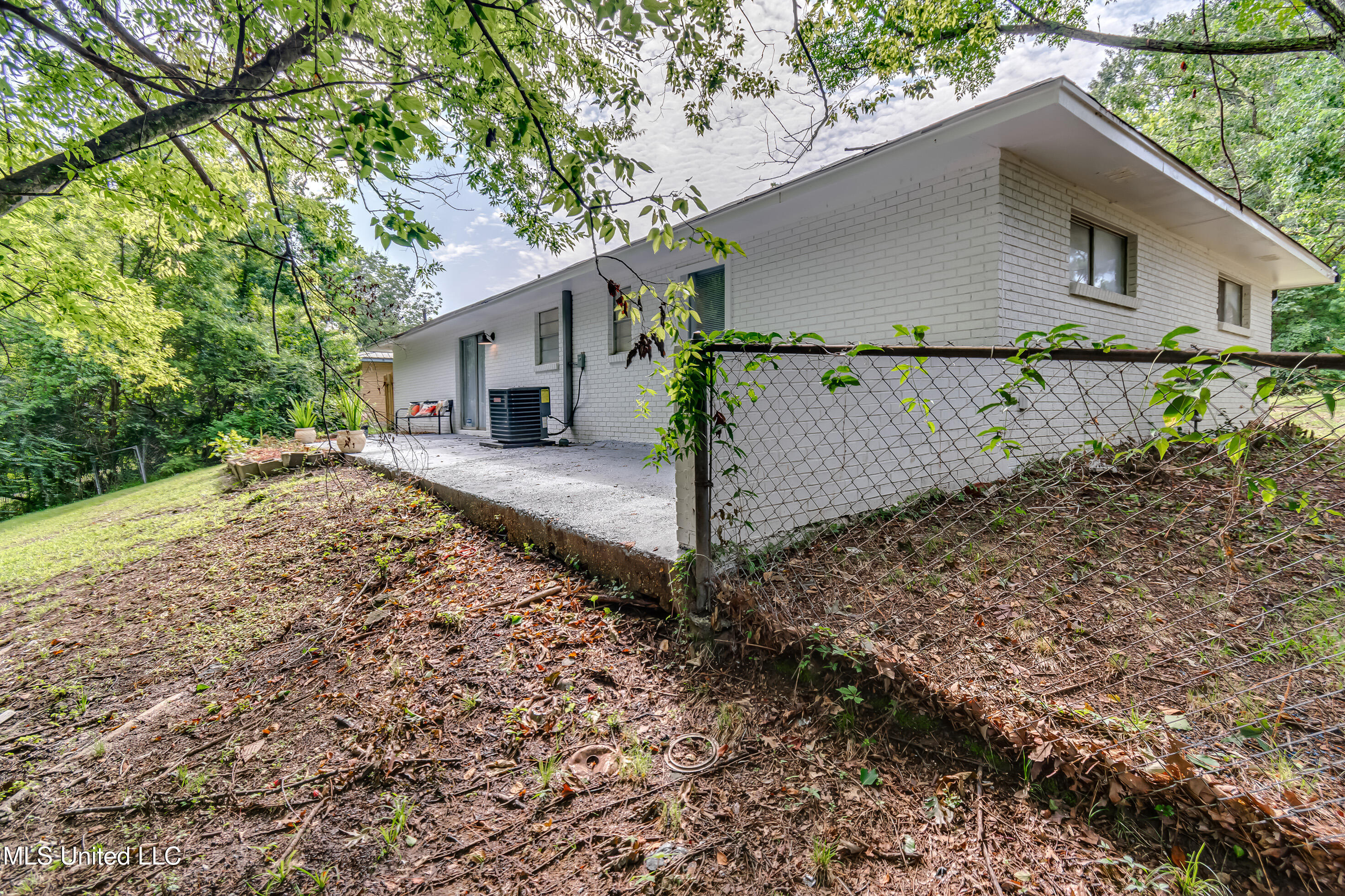 Jackson, Mississippi 39209, United States, 3 Bedrooms Bedrooms, ,2 BathroomsBathrooms,Residential,Active,185796