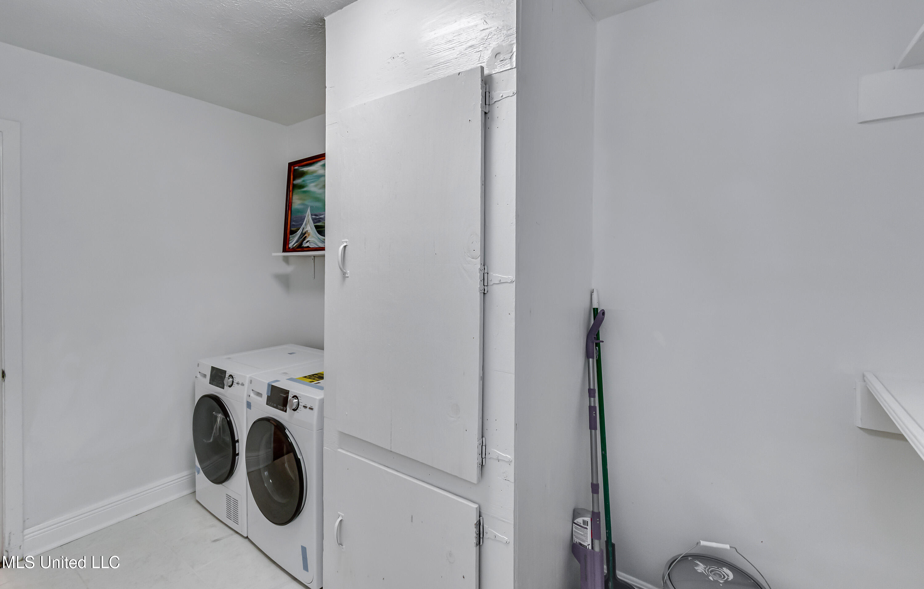 Jackson, Mississippi 39209, United States, 3 Bedrooms Bedrooms, ,2 BathroomsBathrooms,Residential,Active,185796