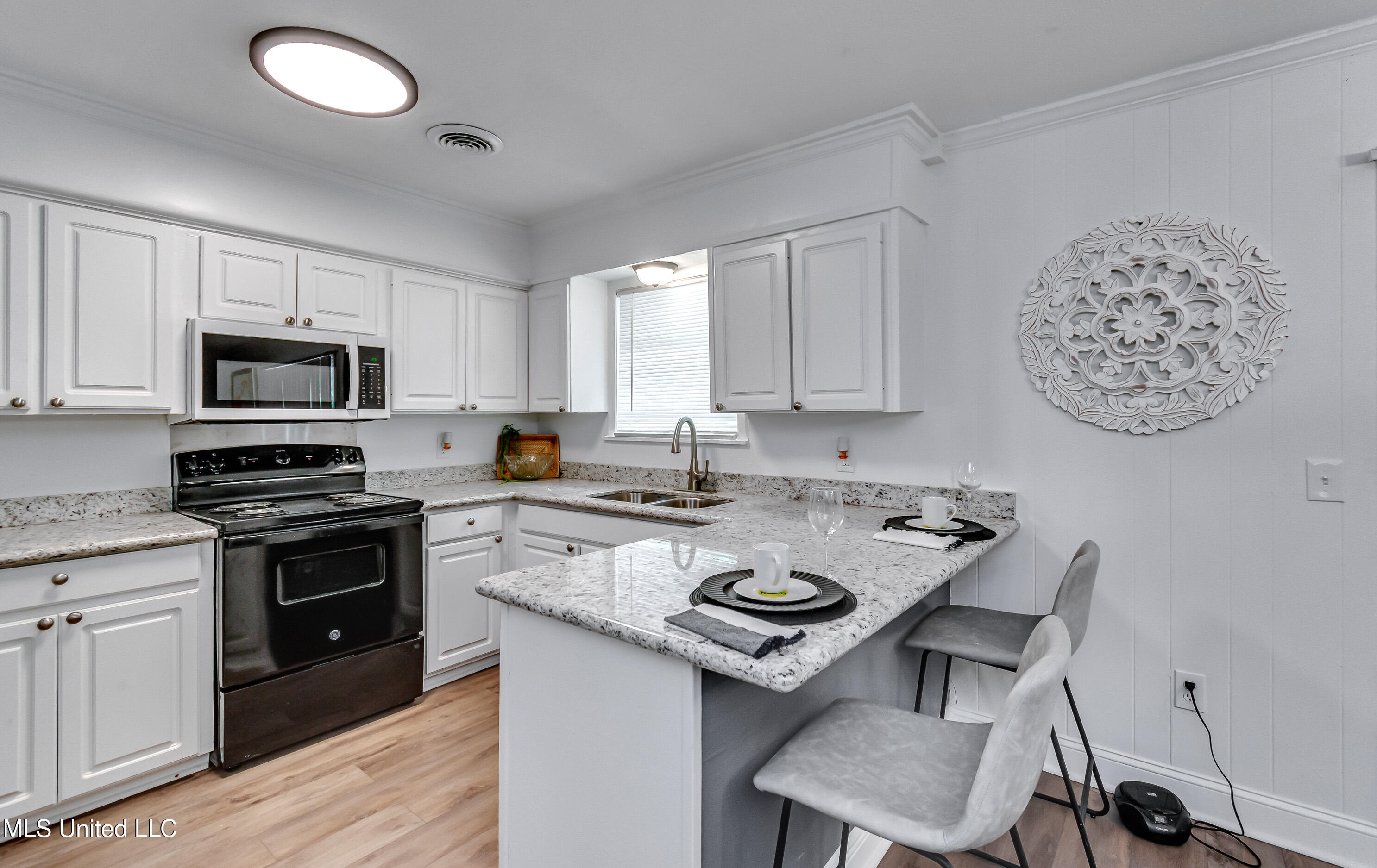 Jackson, Mississippi 39209, United States, 3 Bedrooms Bedrooms, ,2 BathroomsBathrooms,Residential,Active,185796