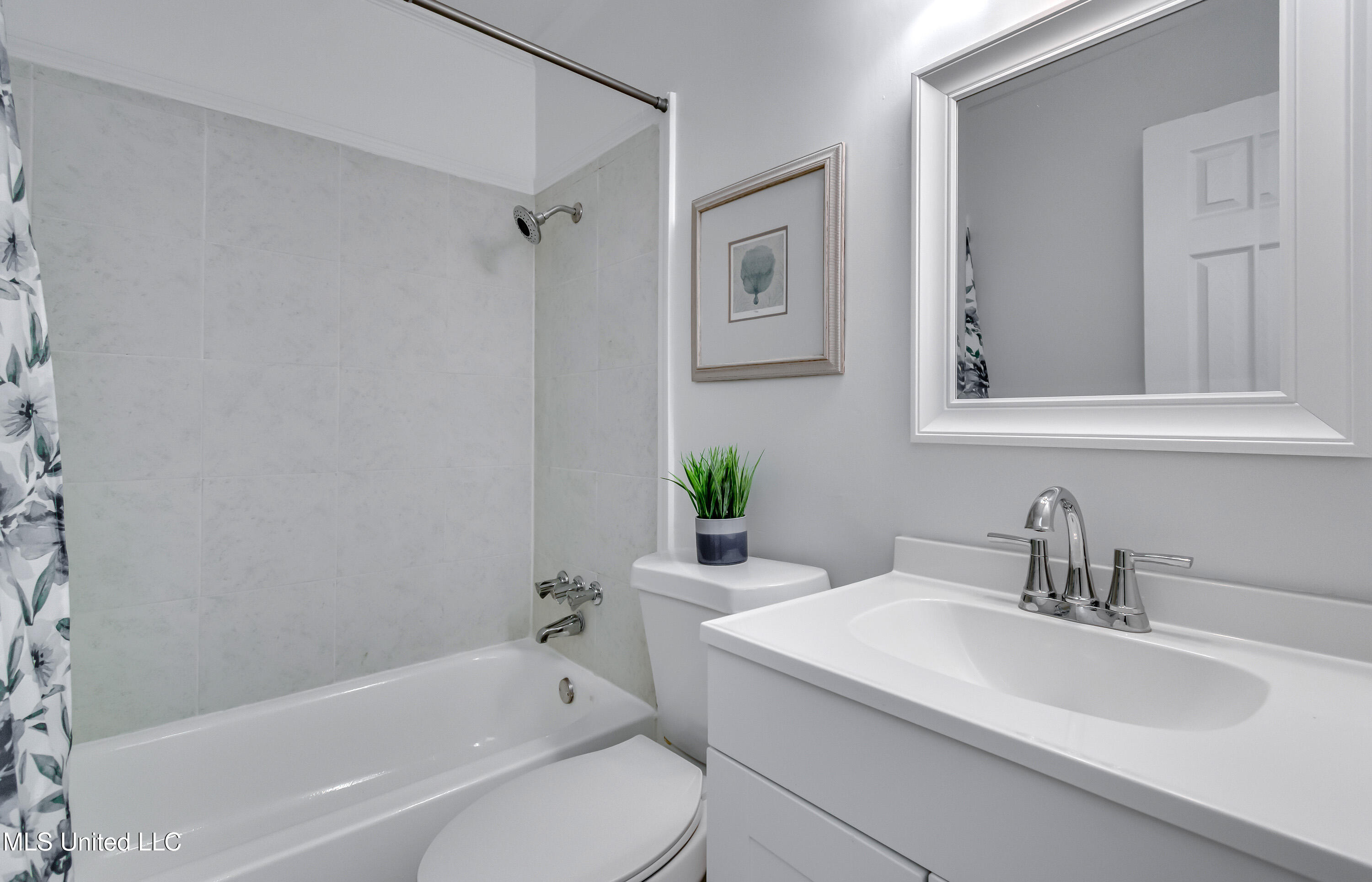 Jackson, Mississippi 39209, United States, 3 Bedrooms Bedrooms, ,2 BathroomsBathrooms,Residential,Active,185796