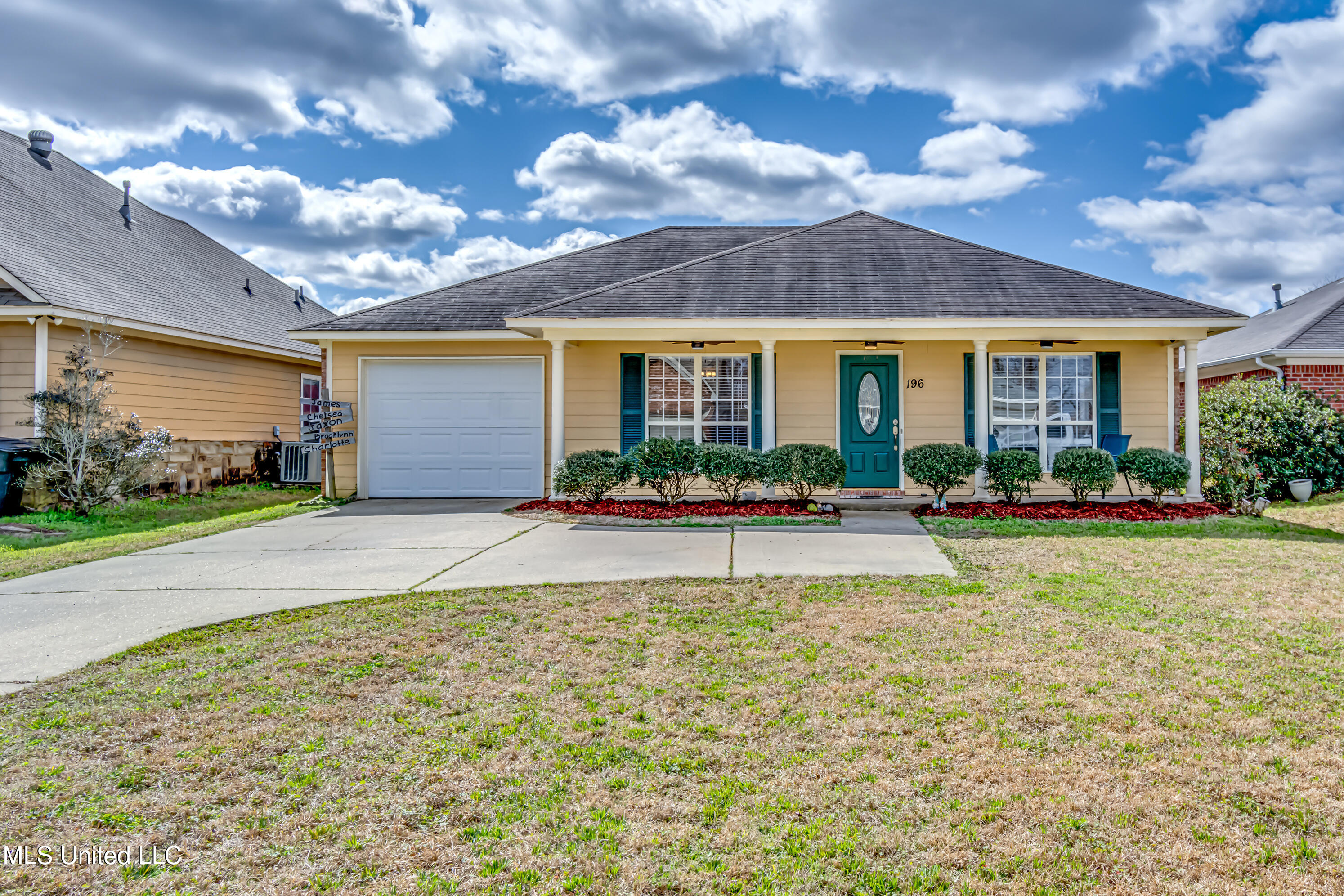 196 Greenfield Lane, Pearl, Mississippi image 1