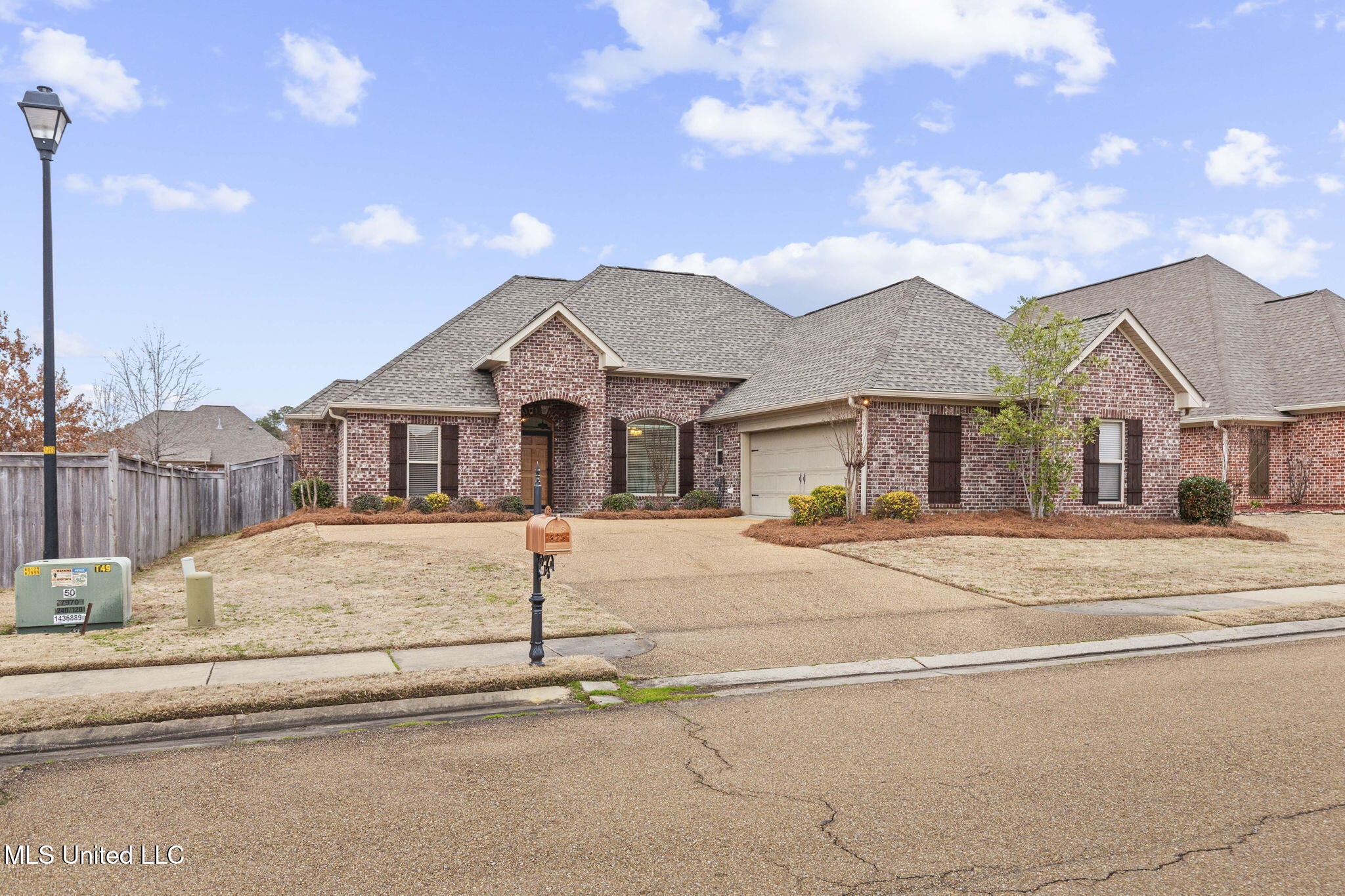 325 Gladeview Place, Brandon, Mississippi image 3