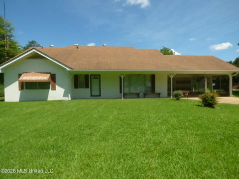 Homes For Rent - 2083 Martin Road<br/> Pike County, Summit, MS 39666