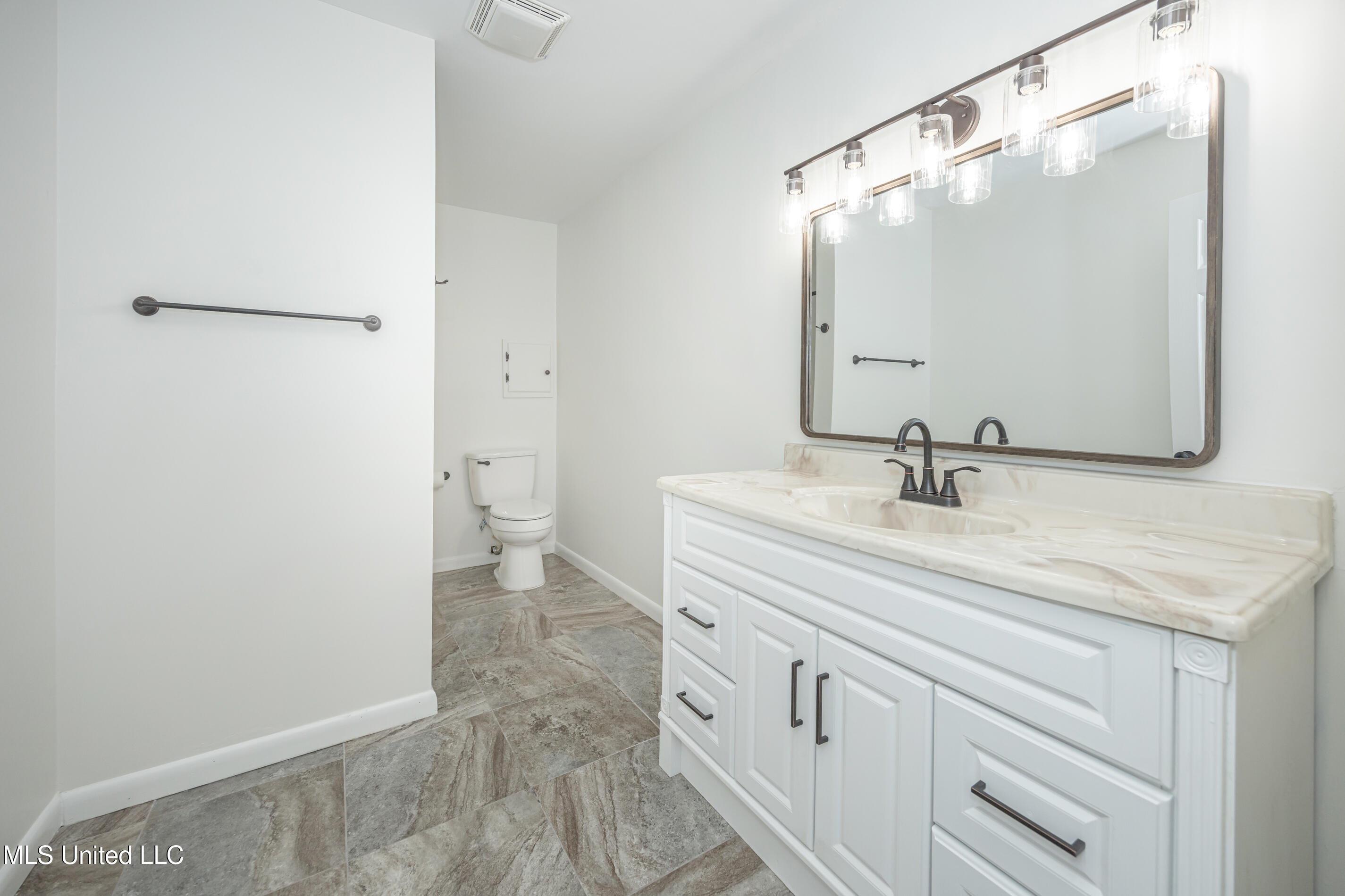 6509 Big Oak Drive, Ocean Springs, Mississippi image 32