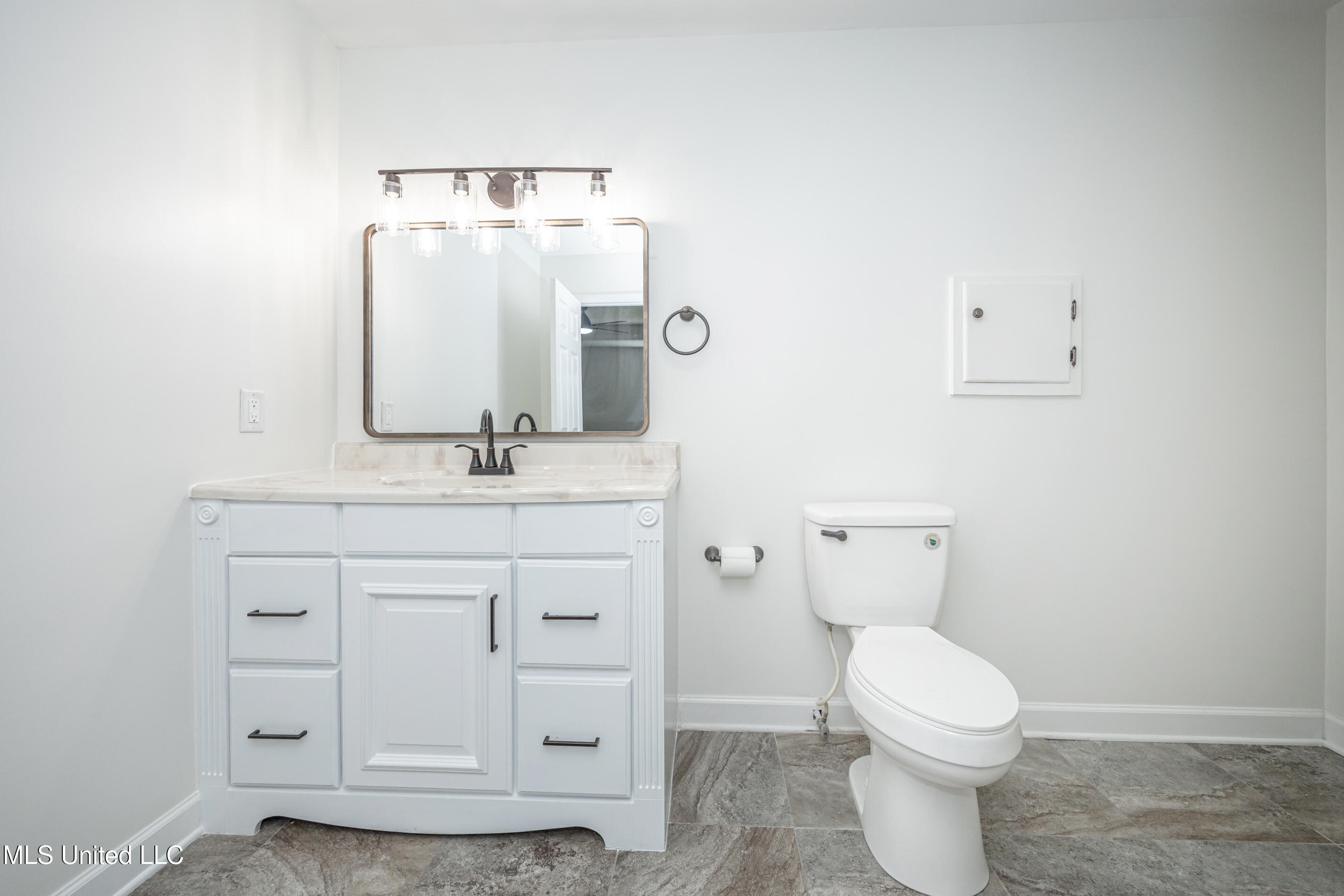 6509 Big Oak Drive, Ocean Springs, Mississippi image 47