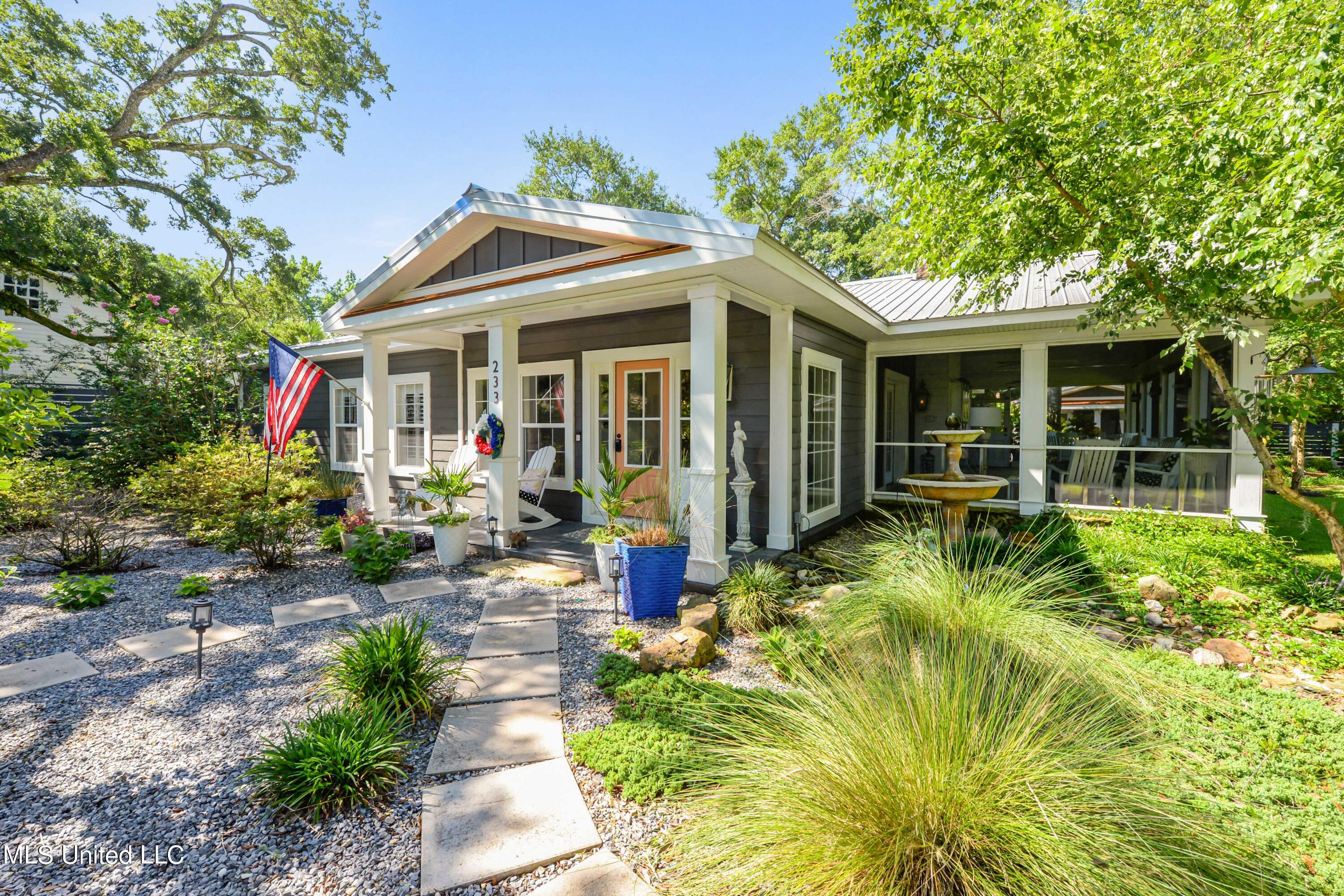 233 Carre Court, Bay Saint Louis, Mississippi image 1