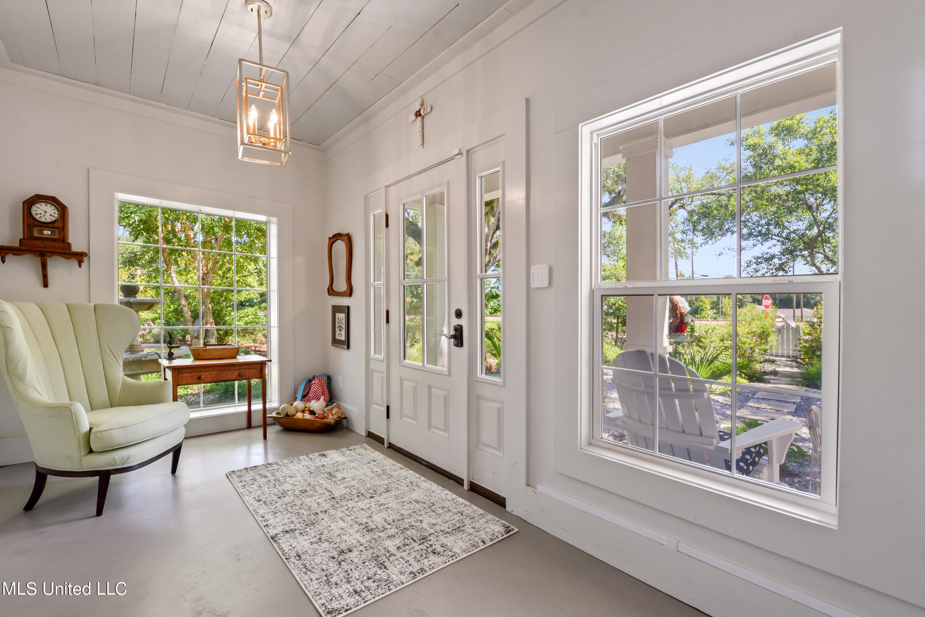 233 Carre Court, Bay Saint Louis, Mississippi image 5